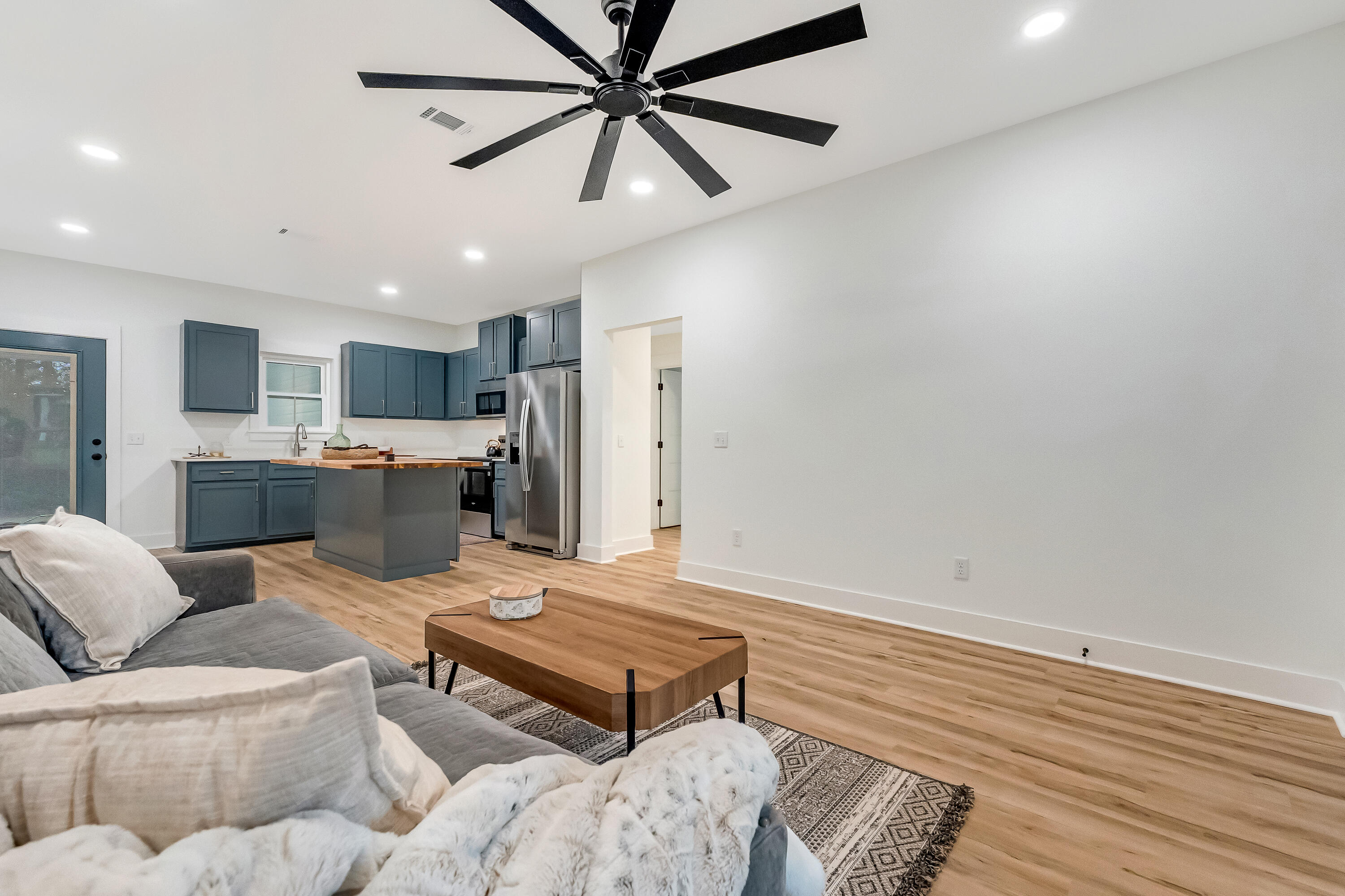 HOLLAND ADDN - Residential