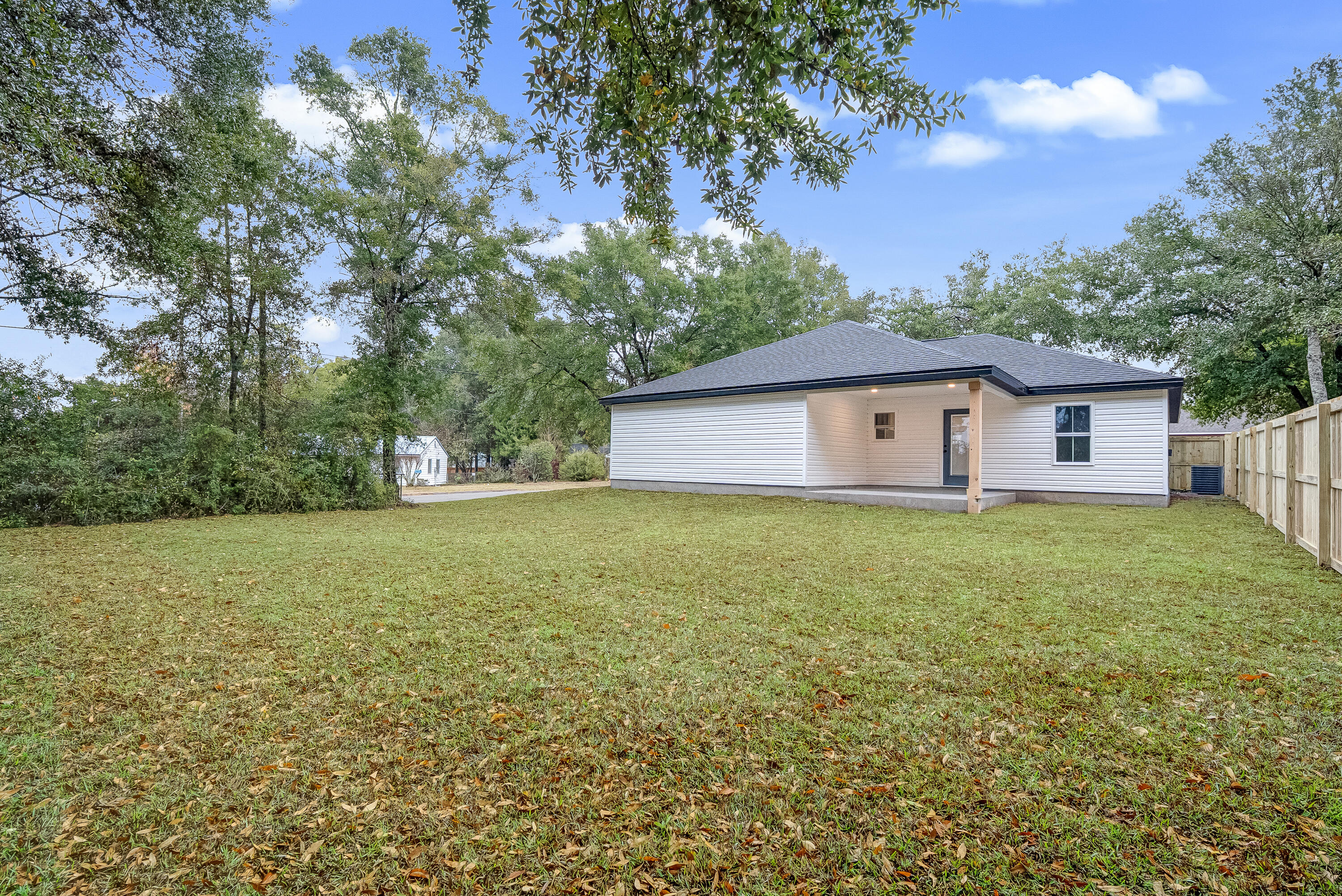 HOLLAND ADDN - Residential