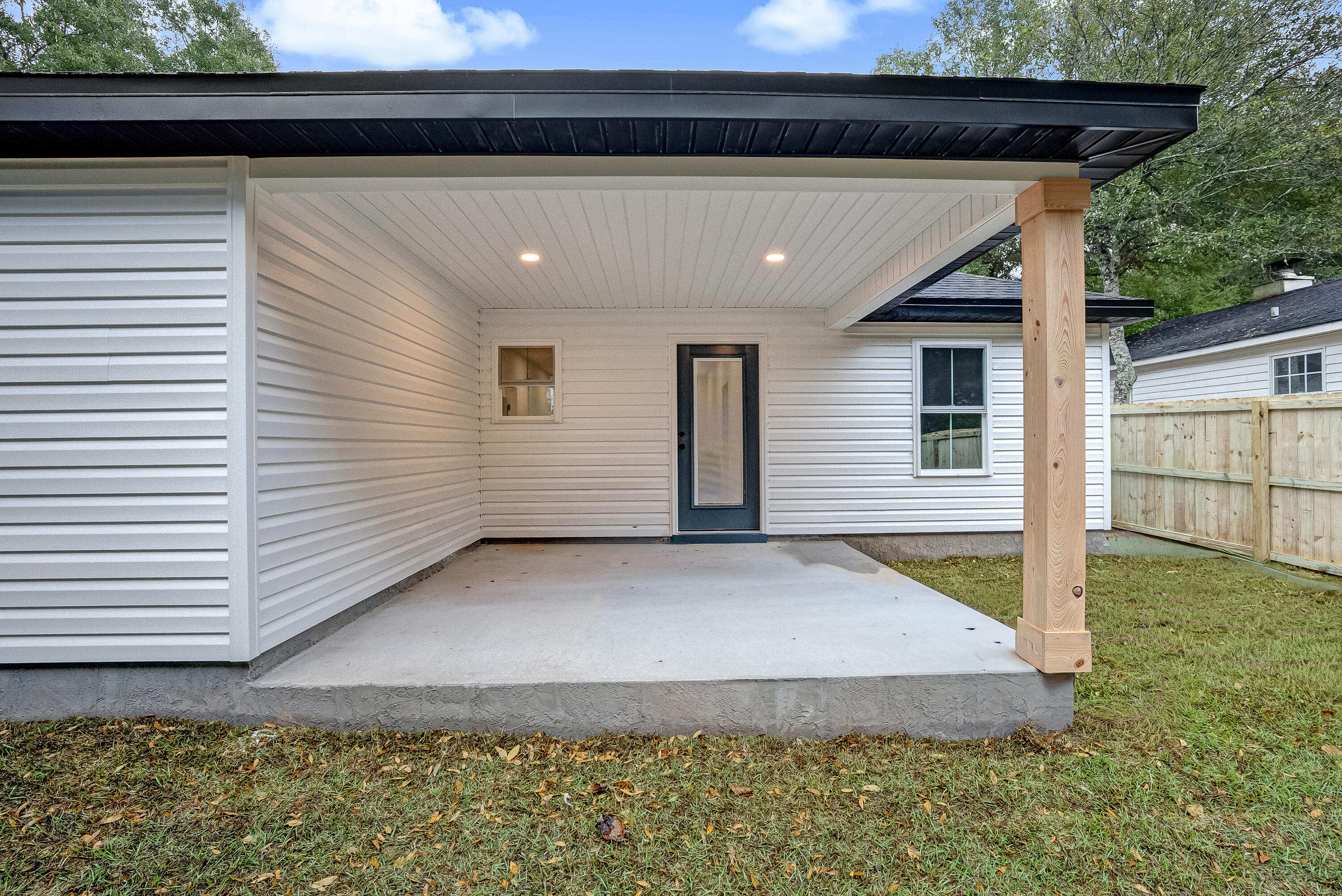 HOLLAND ADDN - Residential