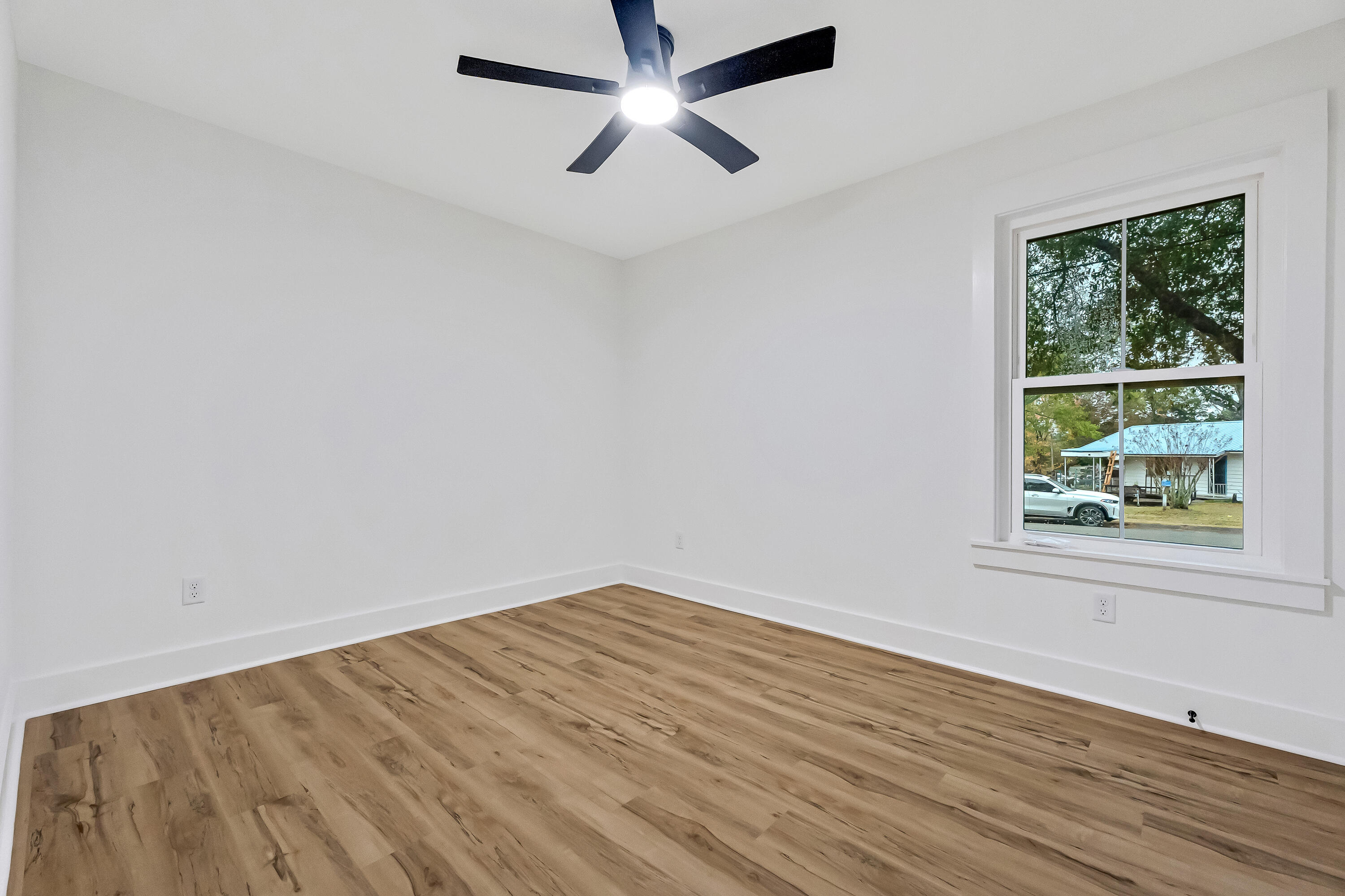 HOLLAND ADDN - Residential