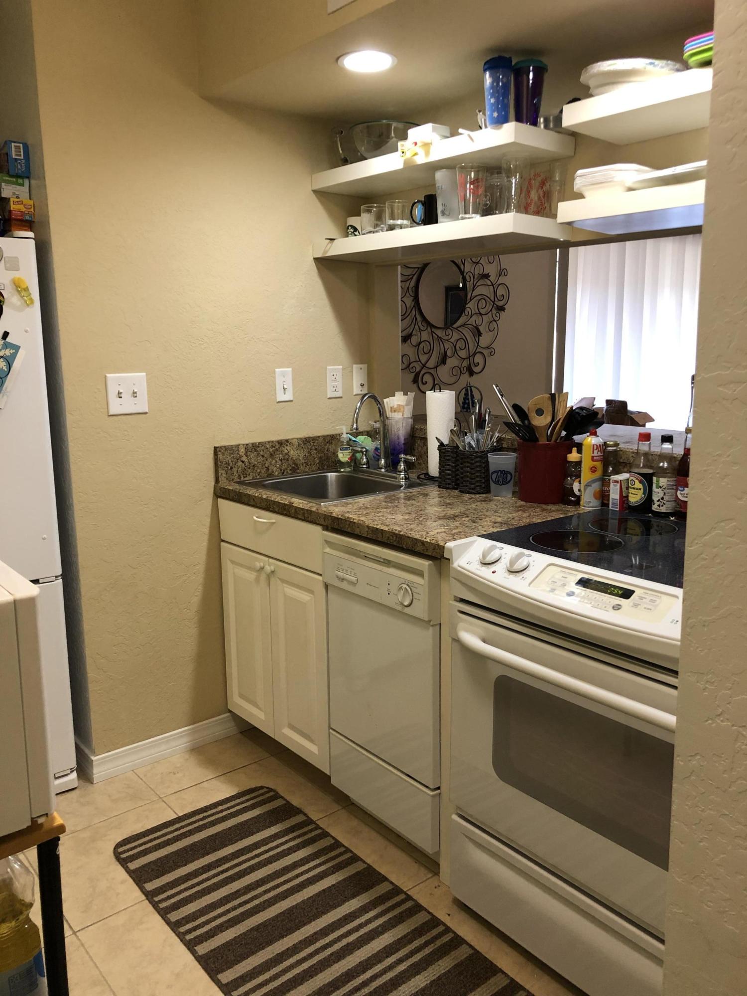 SPANISH VILLAS CONDO - Residential