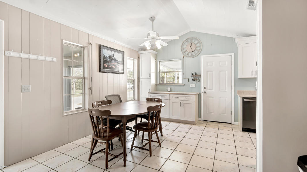 LAGUNA BEACH - Residential