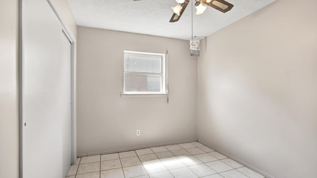 LAGUNA BEACH - Residential