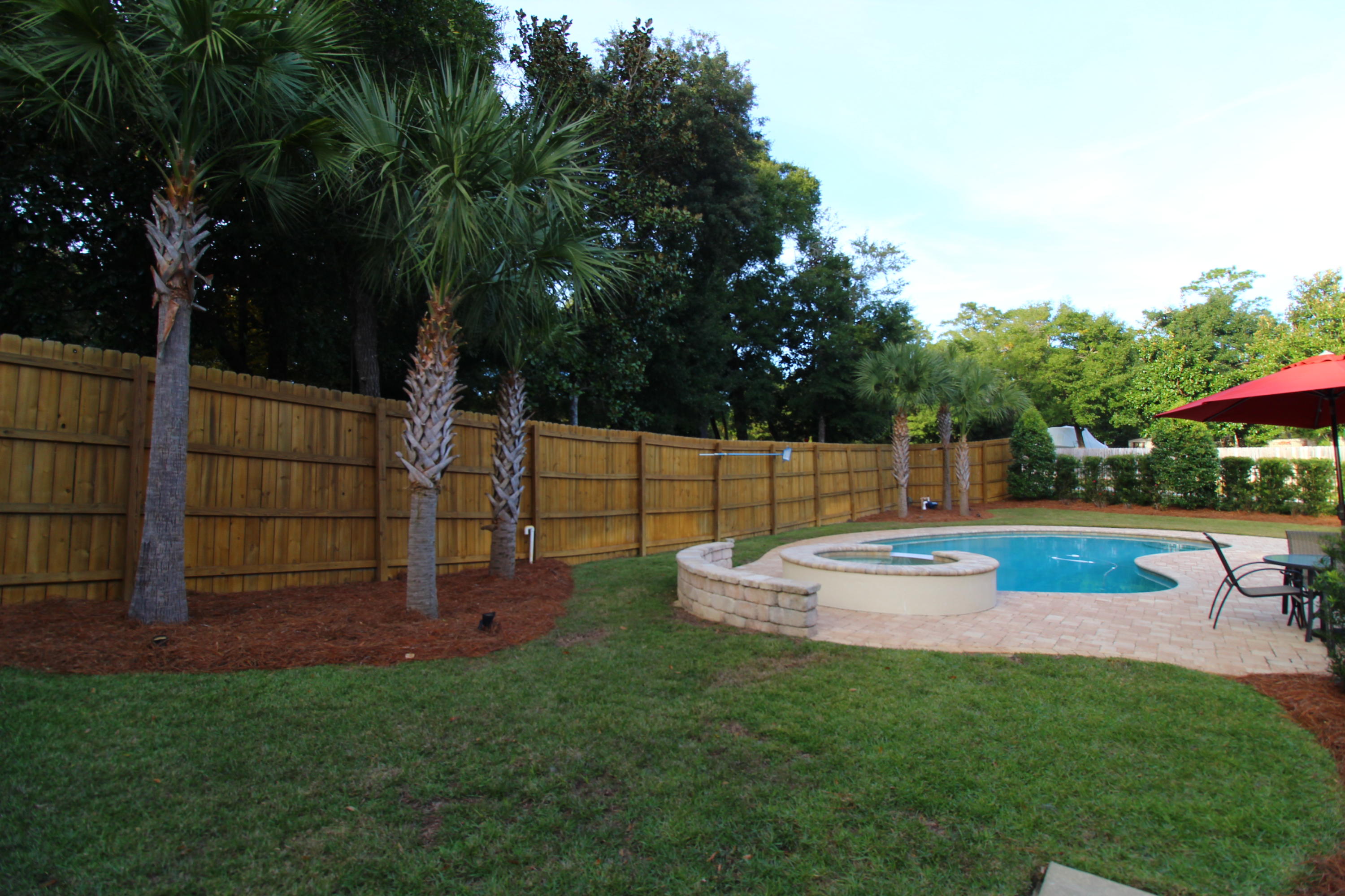 HAWK'S LANDING - Residential