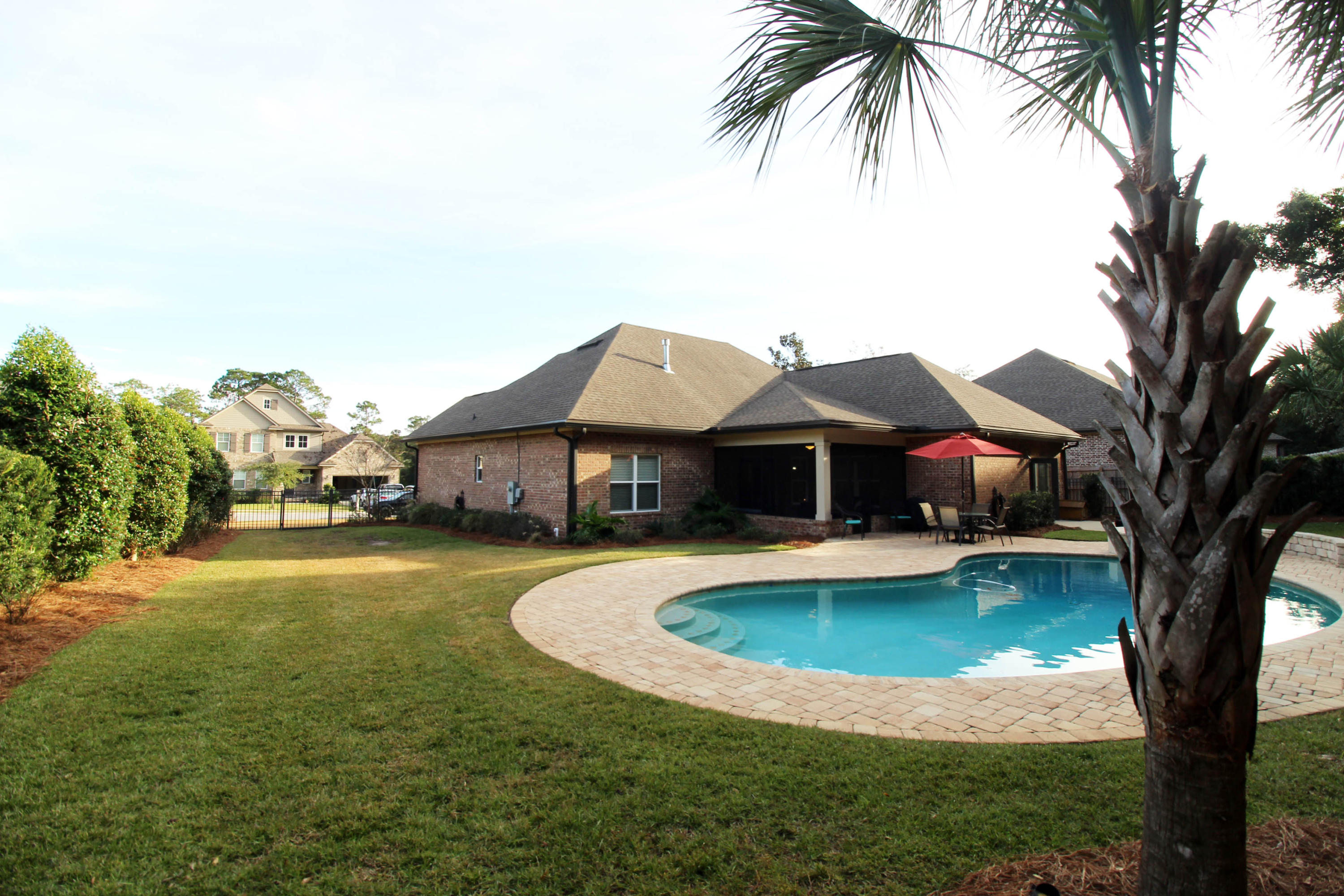 HAWK'S LANDING - Residential