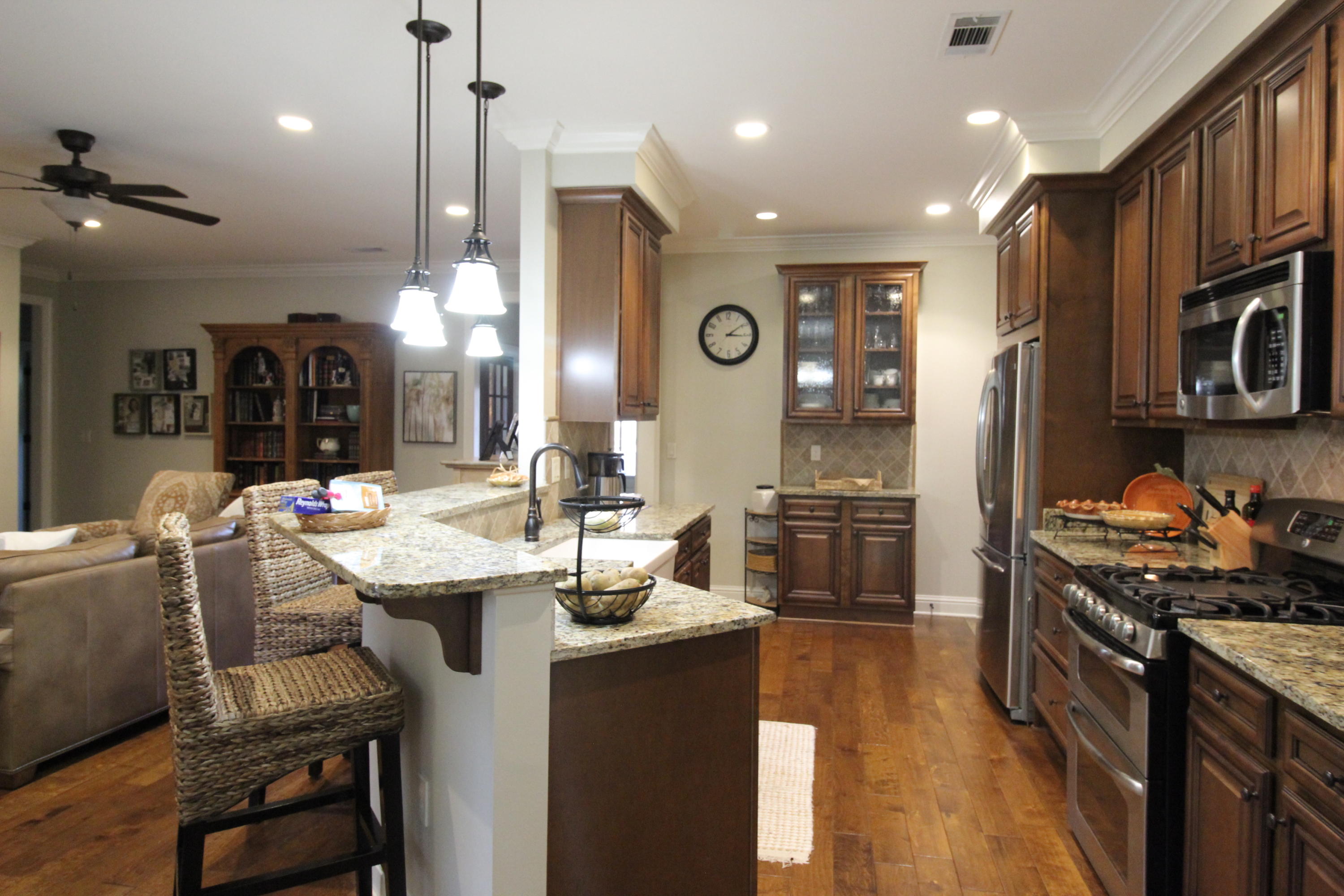 HAWK'S LANDING - Residential