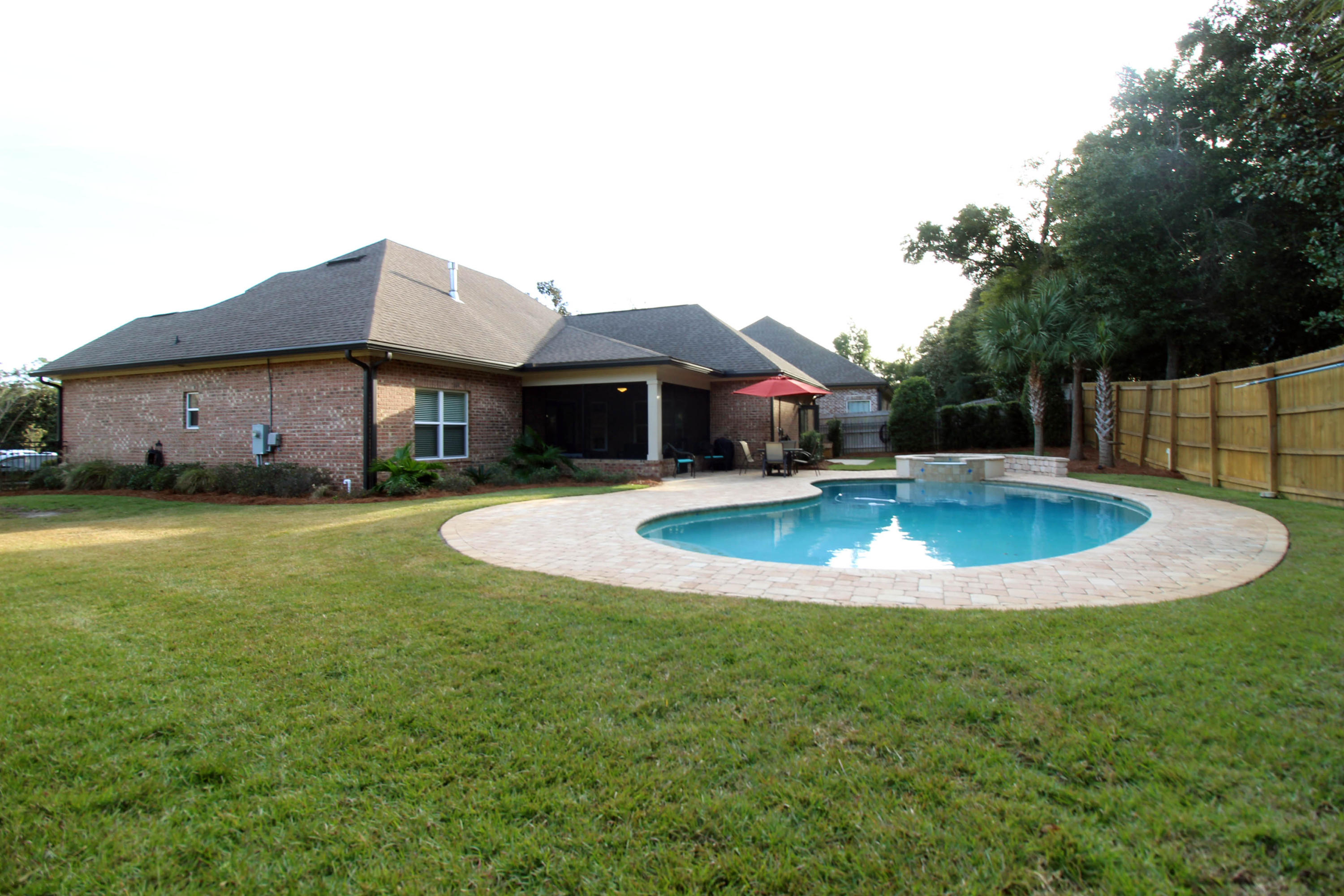 HAWK'S LANDING - Residential