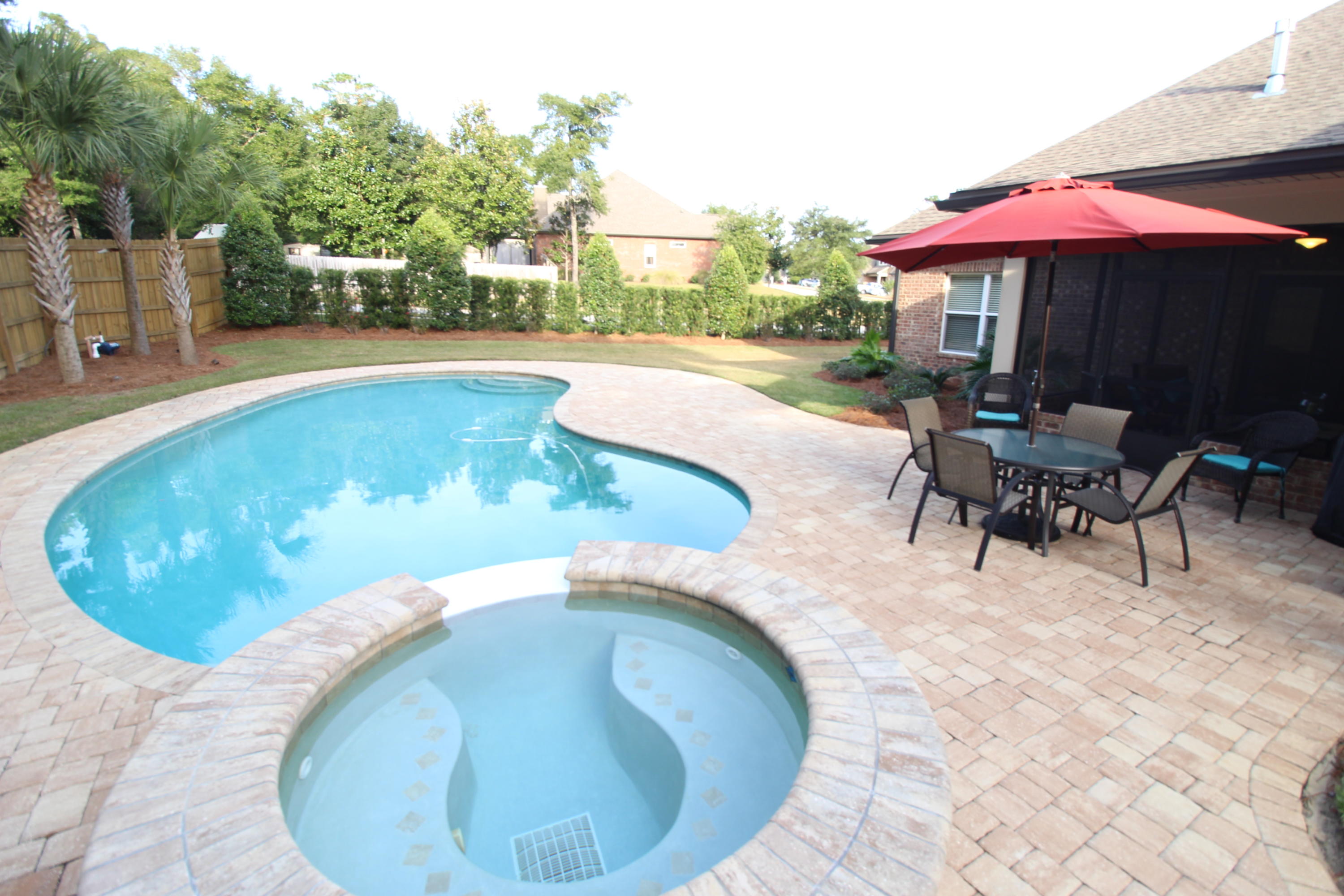 HAWK'S LANDING - Residential