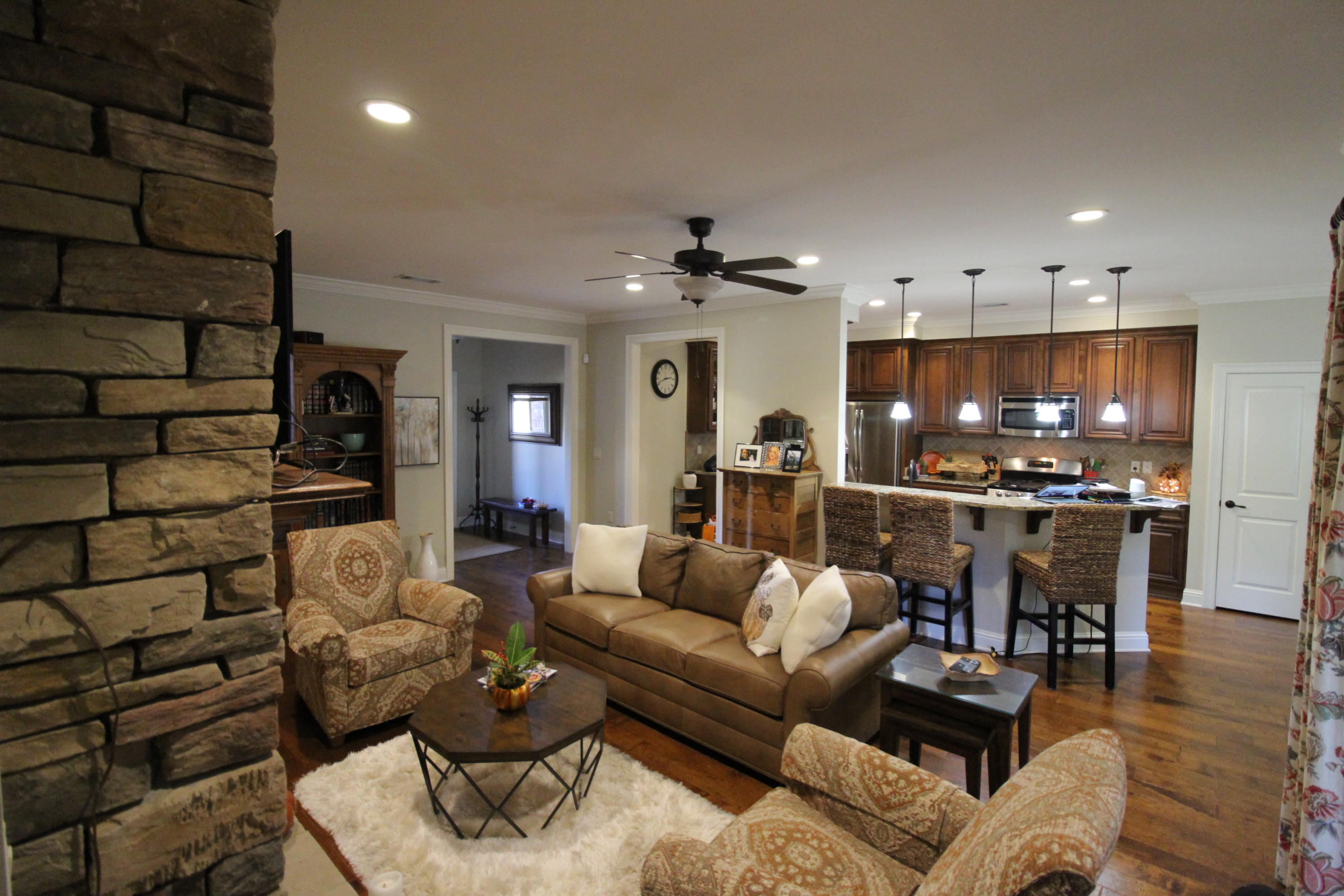 HAWK'S LANDING - Residential