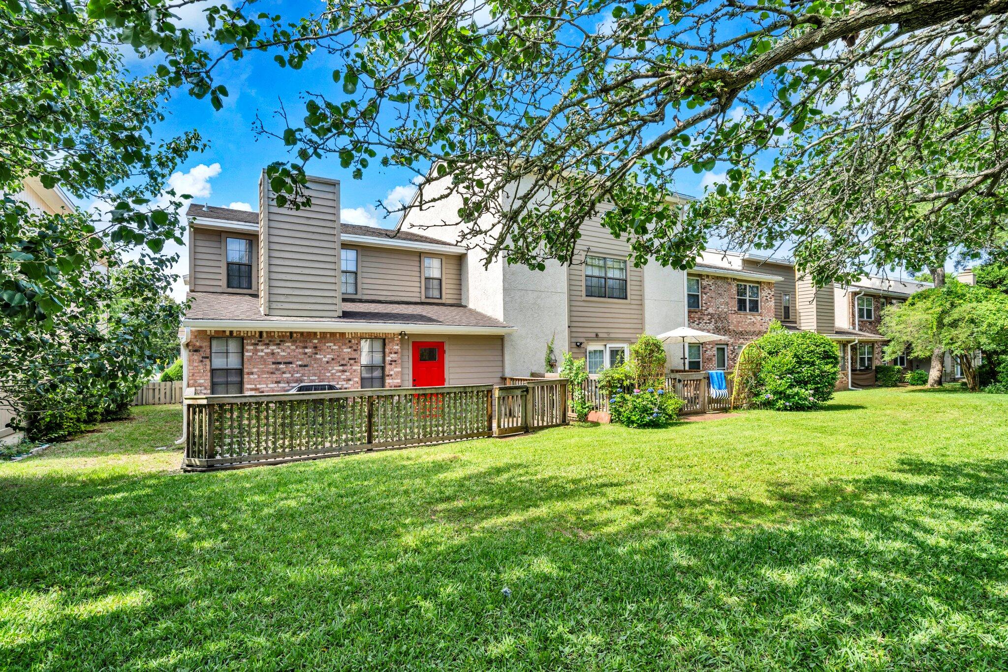 GREEN ARBOR T/H - Residential