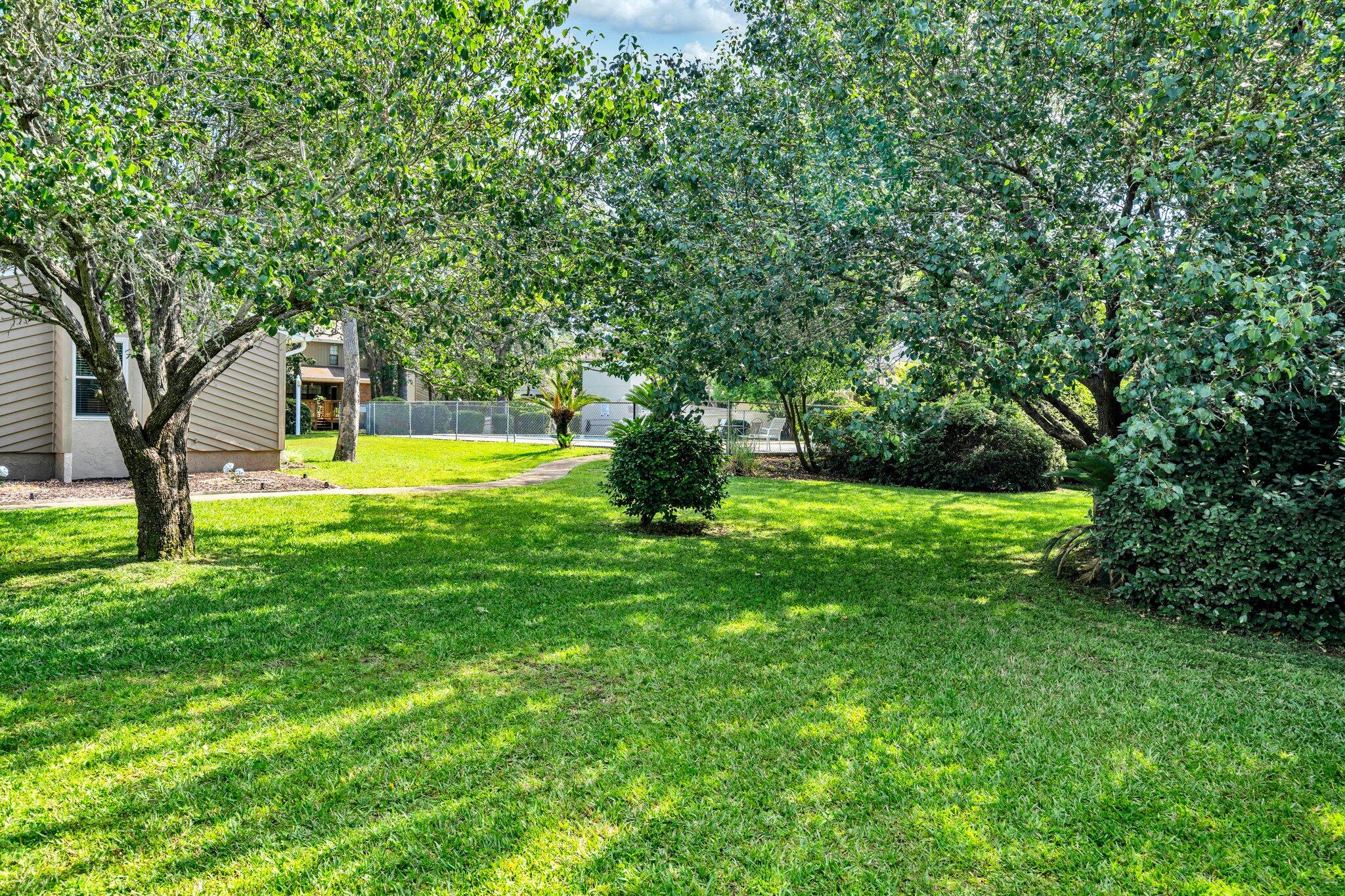 GREEN ARBOR T/H - Residential