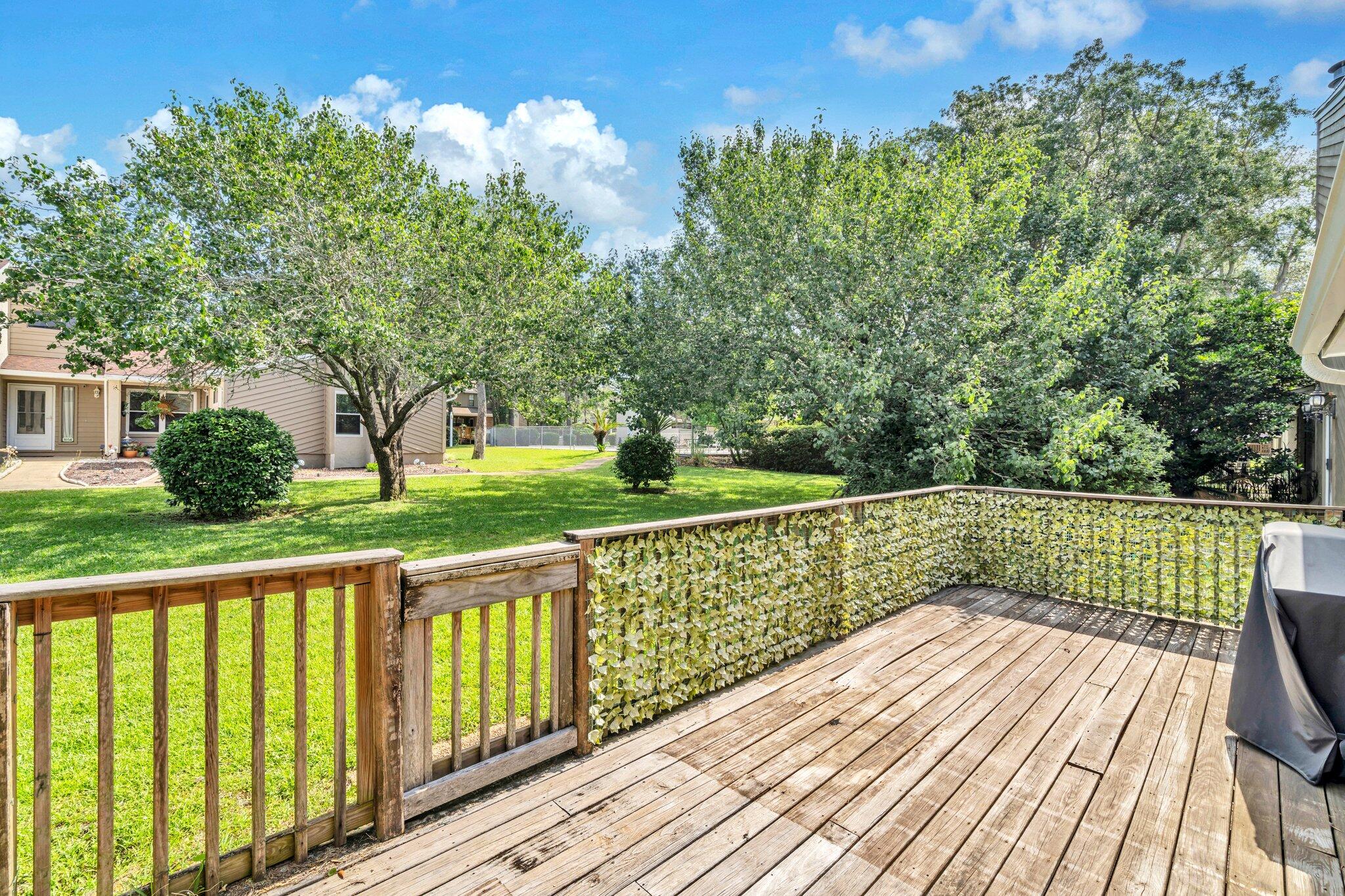 GREEN ARBOR T/H - Residential