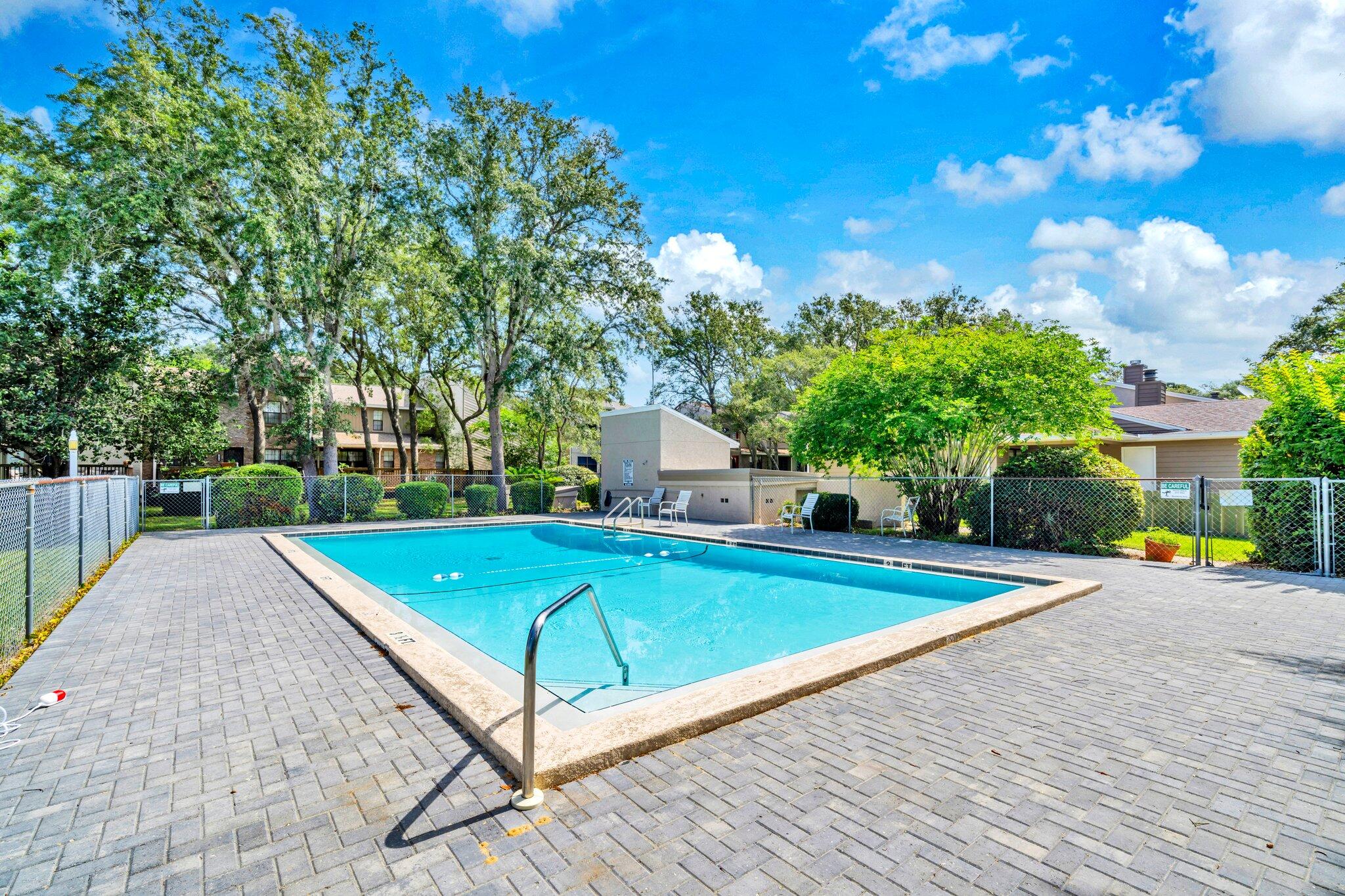 GREEN ARBOR T/H - Residential