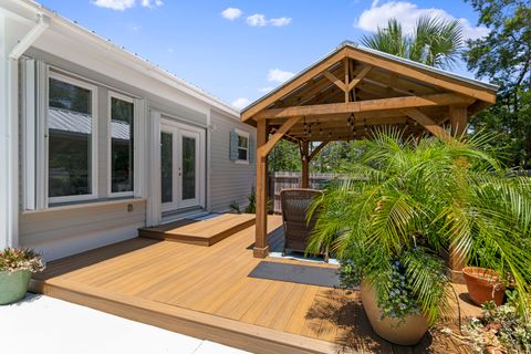 A home in Santa Rosa Beach