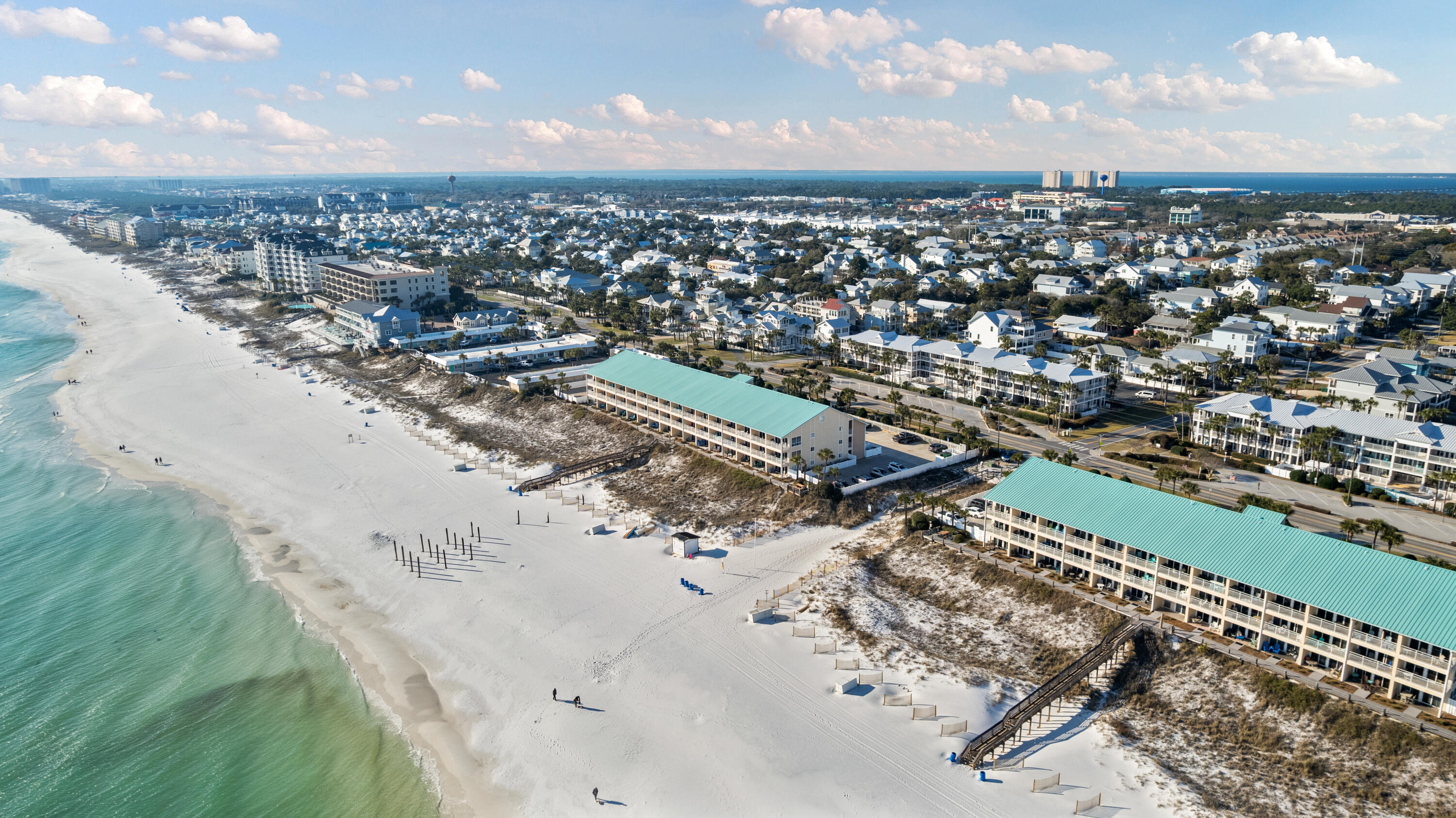 CRYSTAL BEACH - Residential