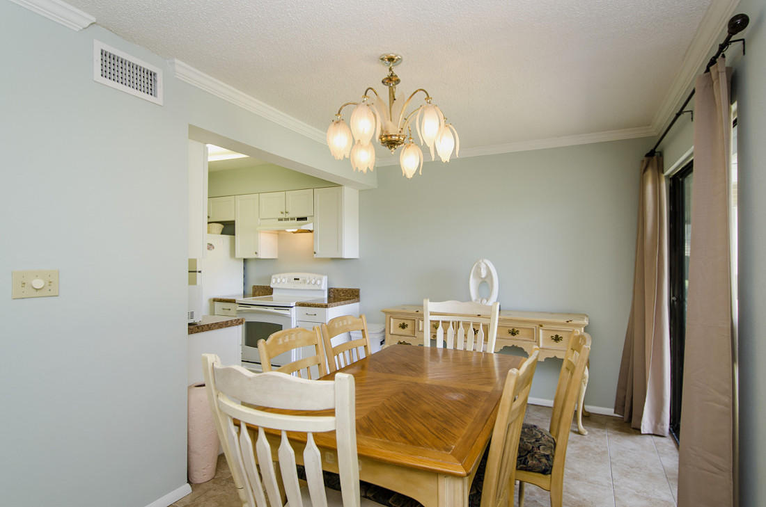 SEASCAPE CONDO GARDEN VILLA PH2 - Residential