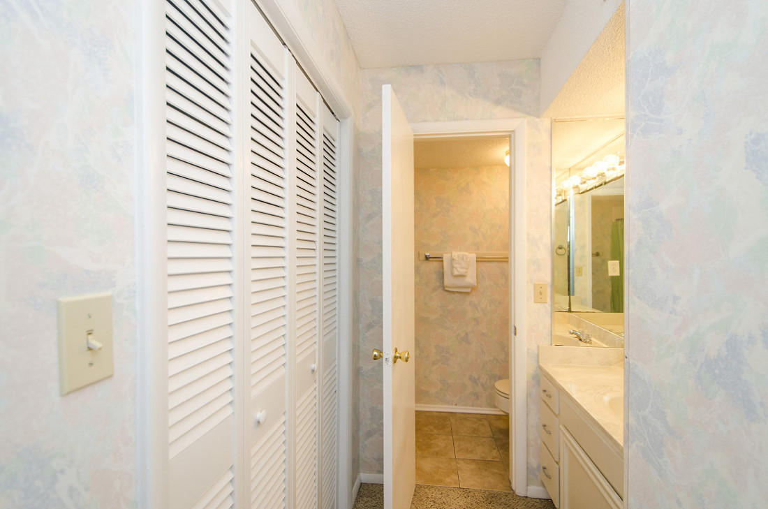 SEASCAPE CONDO GARDEN VILLA PH2 - Residential