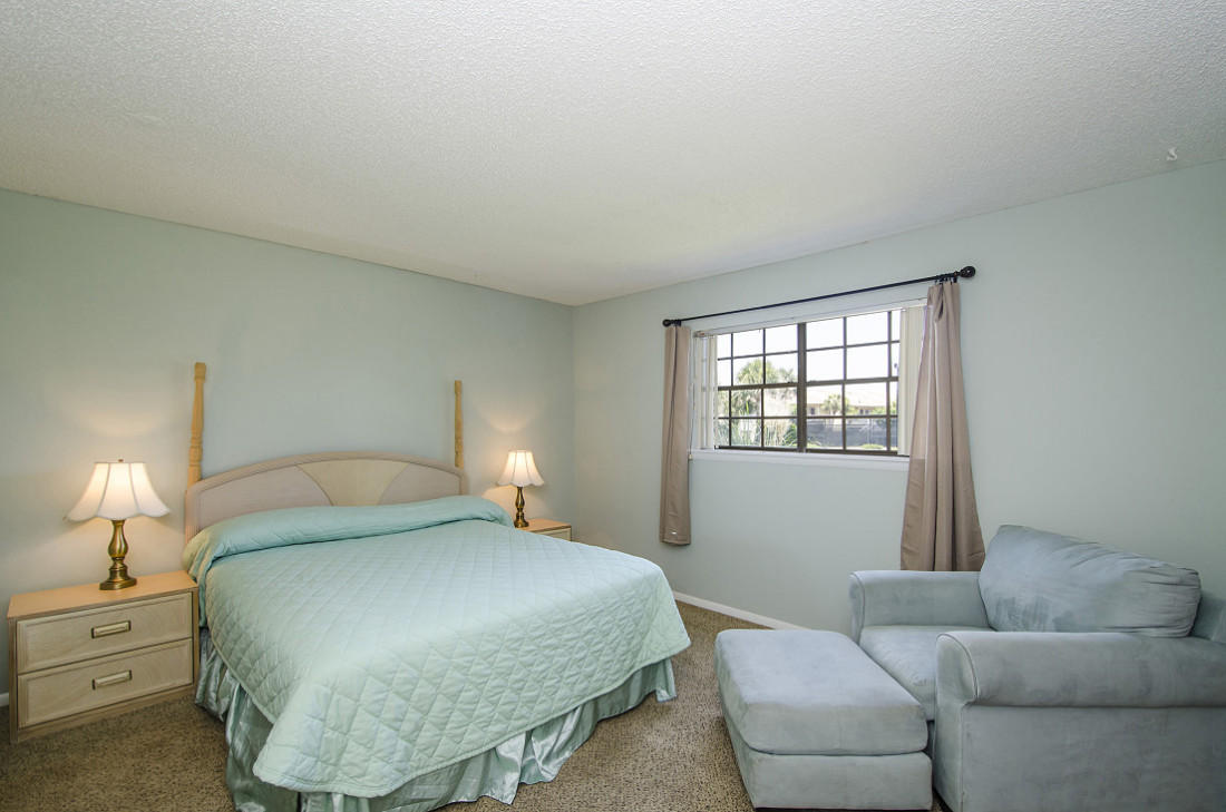 SEASCAPE CONDO GARDEN VILLA PH2 - Residential