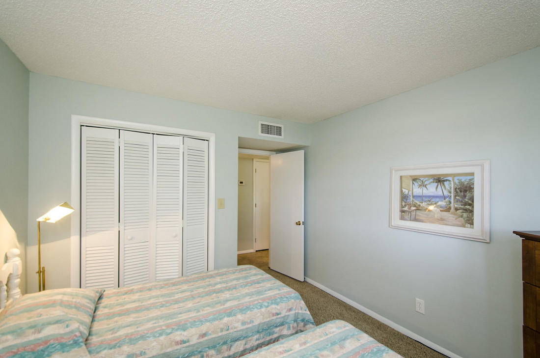 SEASCAPE CONDO GARDEN VILLA PH2 - Residential