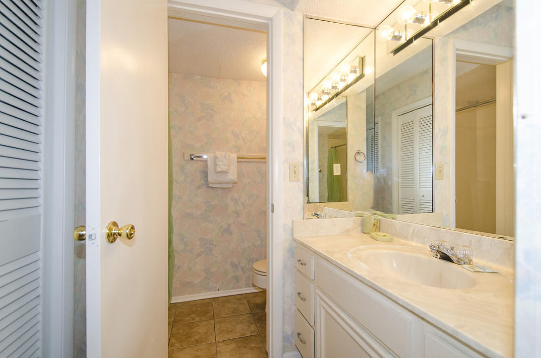 SEASCAPE CONDO GARDEN VILLA PH2 - Residential