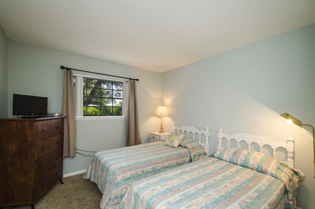 SEASCAPE CONDO GARDEN VILLA PH2 - Residential