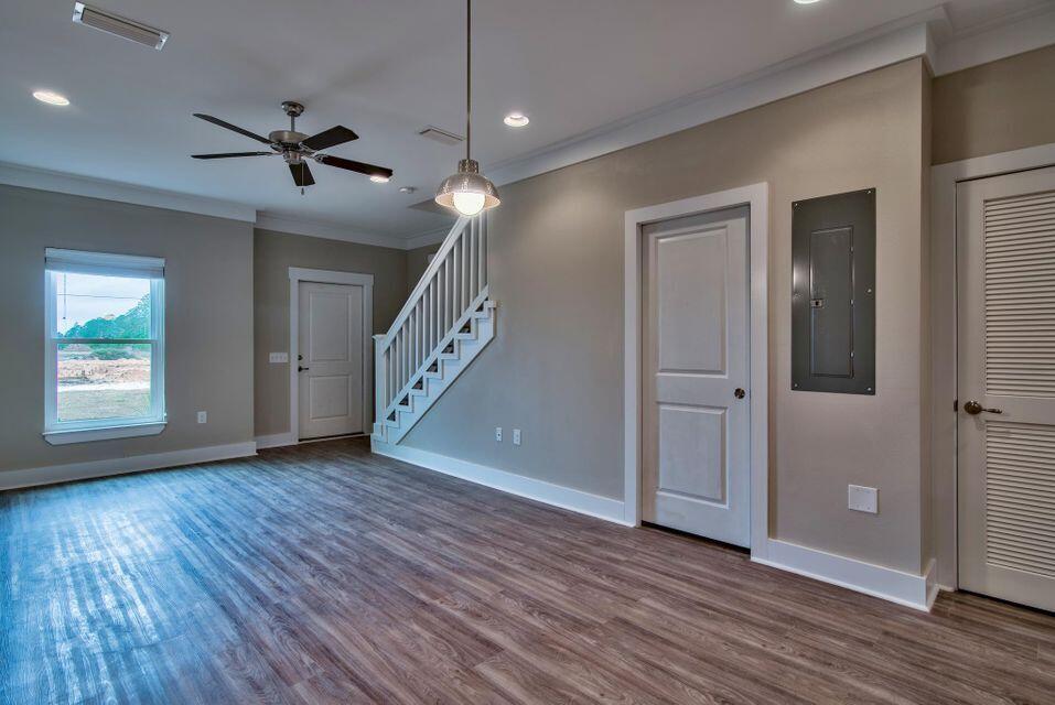 VERANDAS OF FREEPORT, THE - Residential Lease