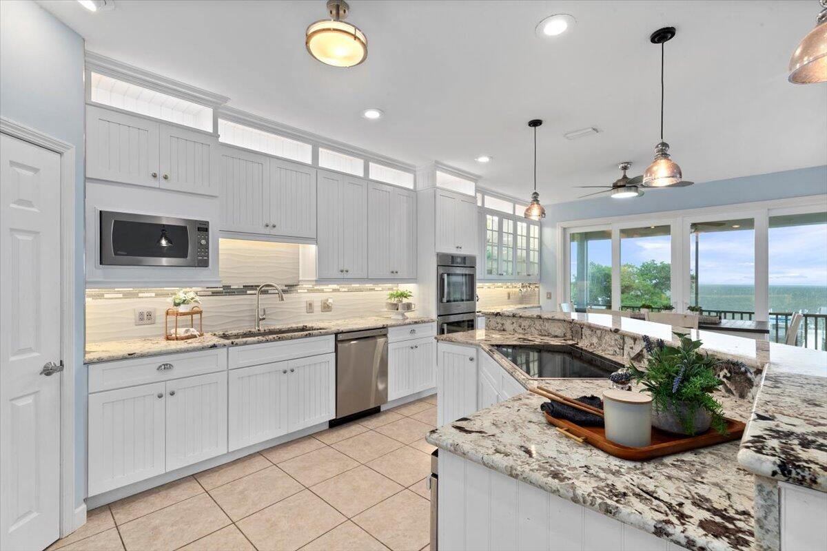 LAGNIAPPE BEACH - Residential
