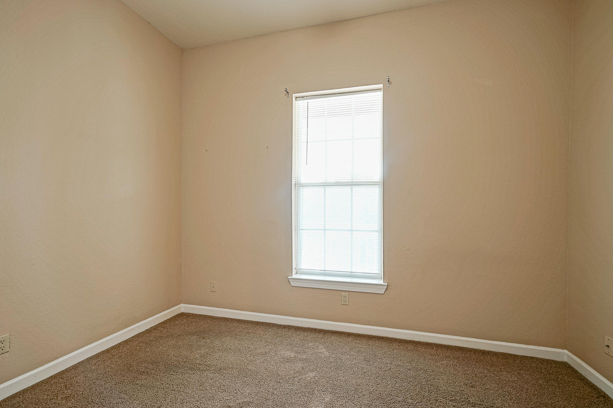 CRYSTAL COVE - Residential