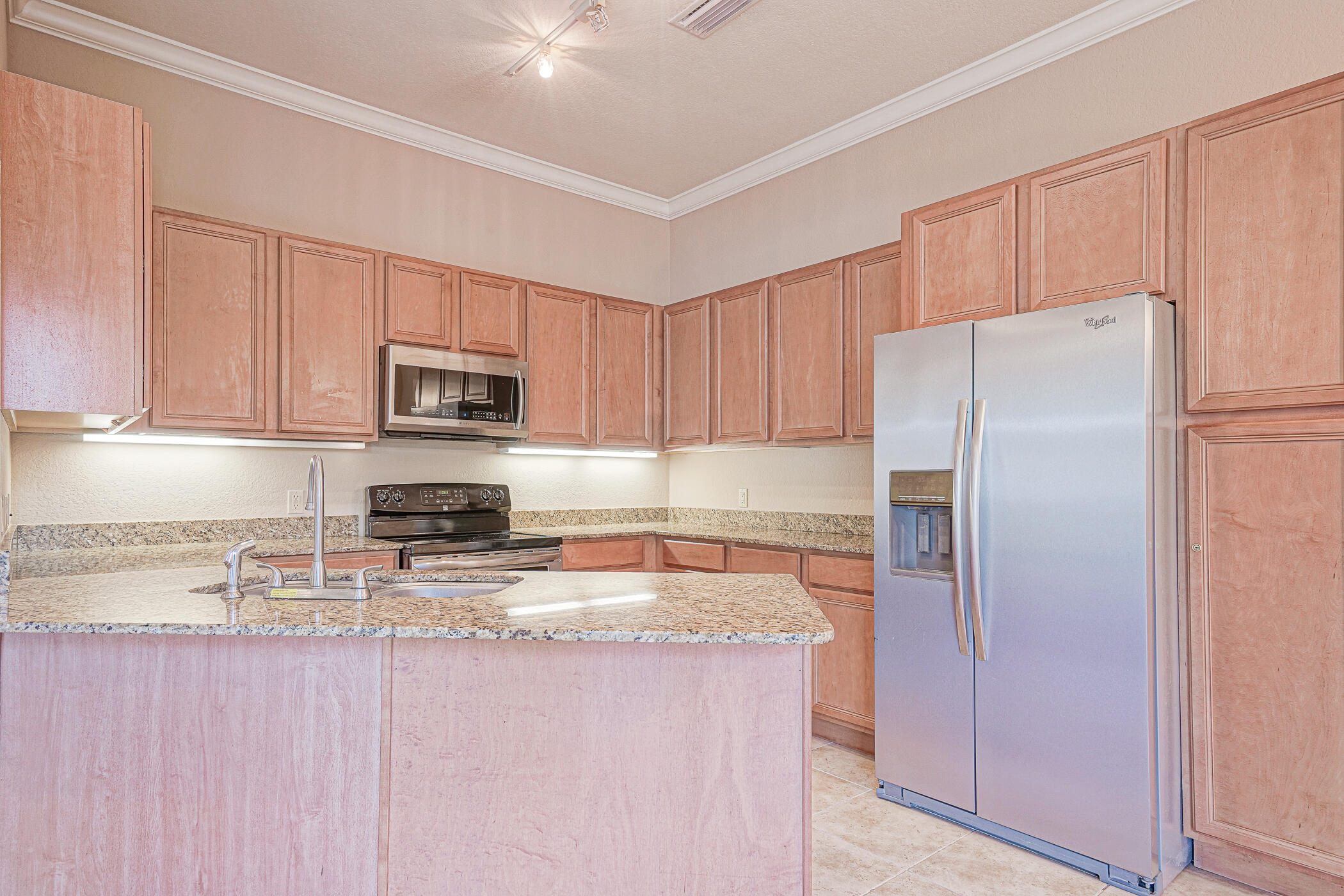 CRYSTAL COVE - Residential