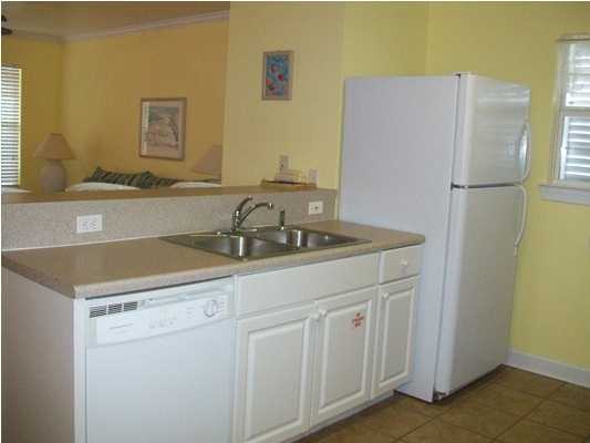 KISKA BEACH - Residential Lease