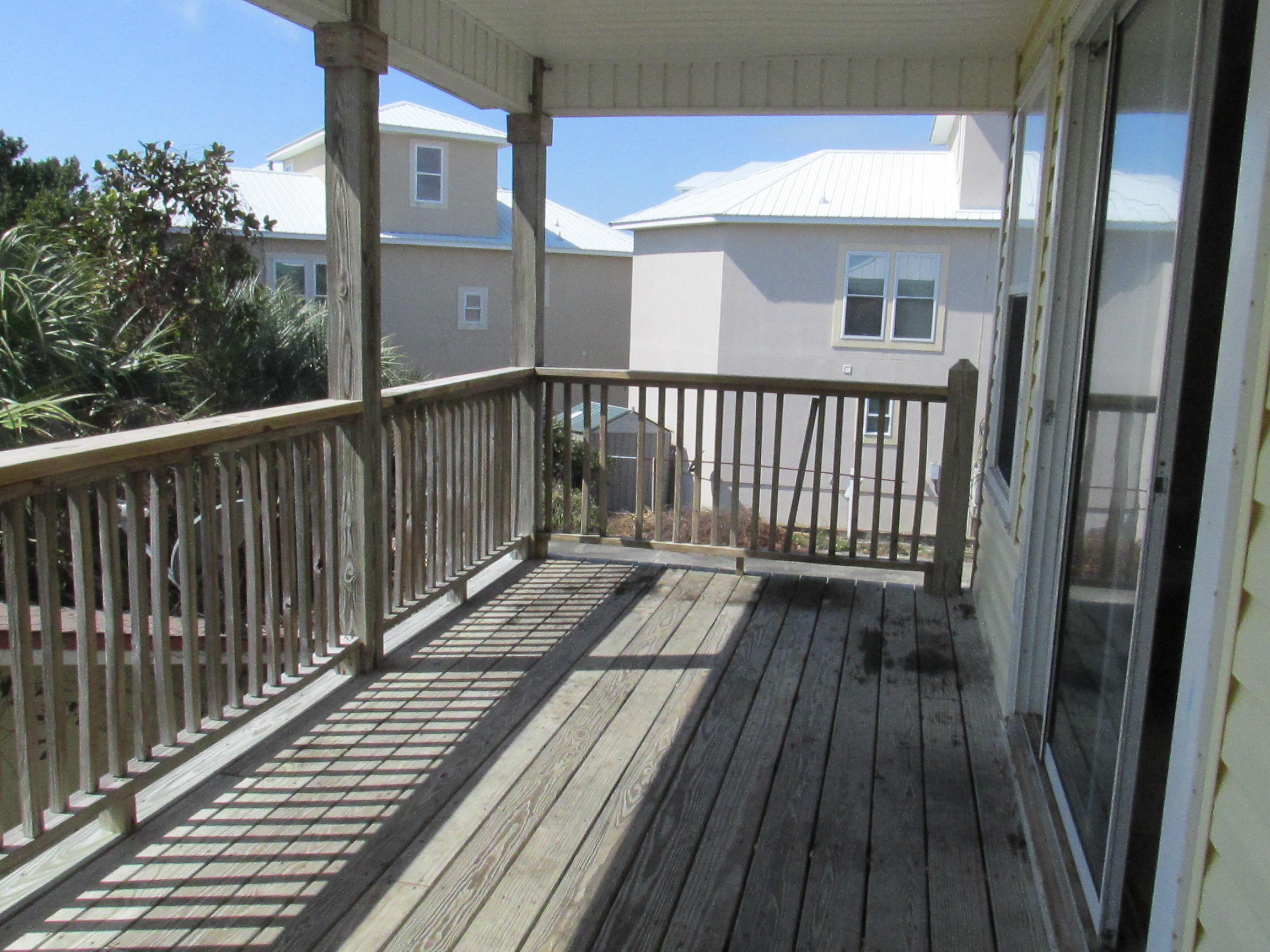 KISKA BEACH - Residential Lease