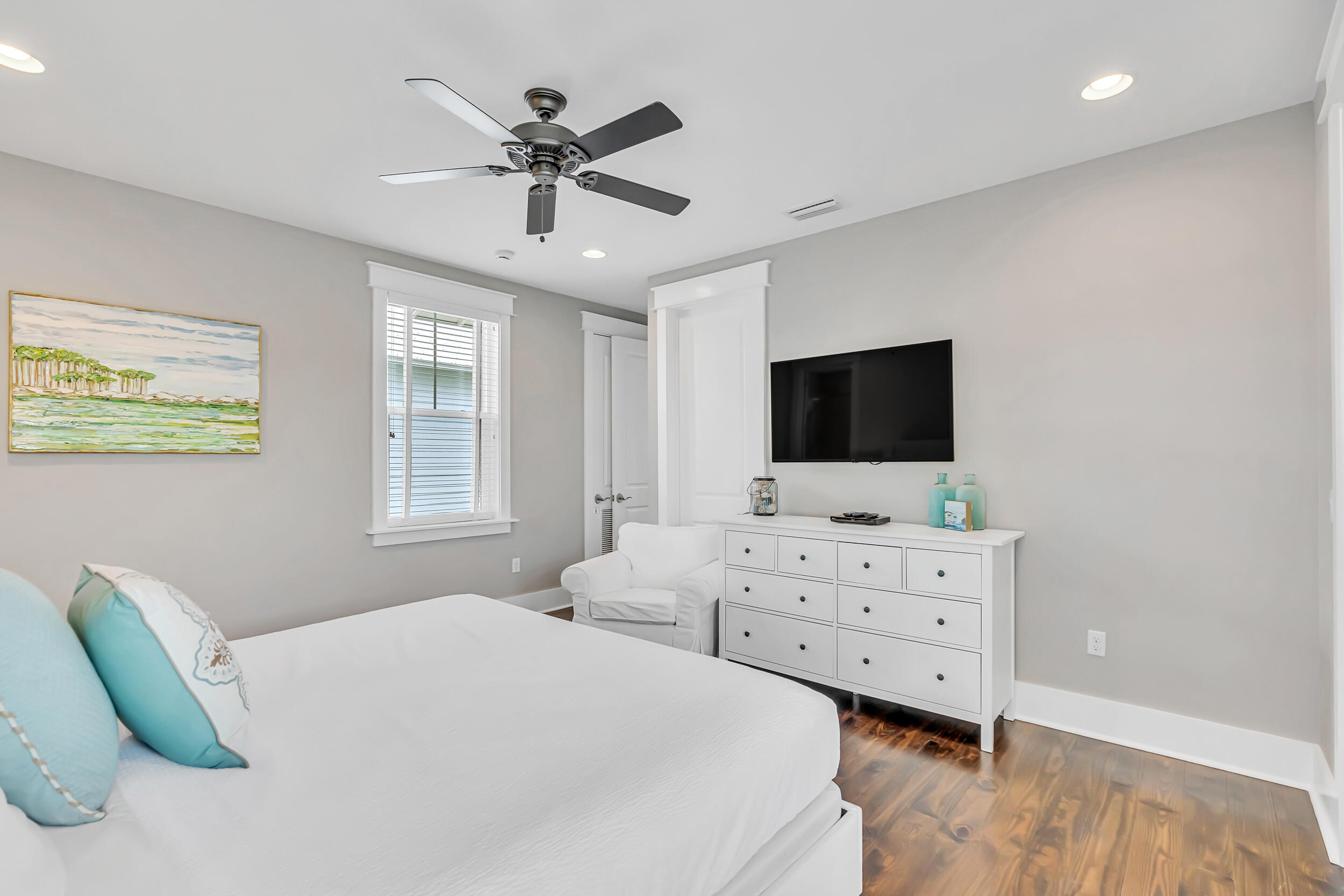 NATUREWALK AT SEAGROVE - Residential