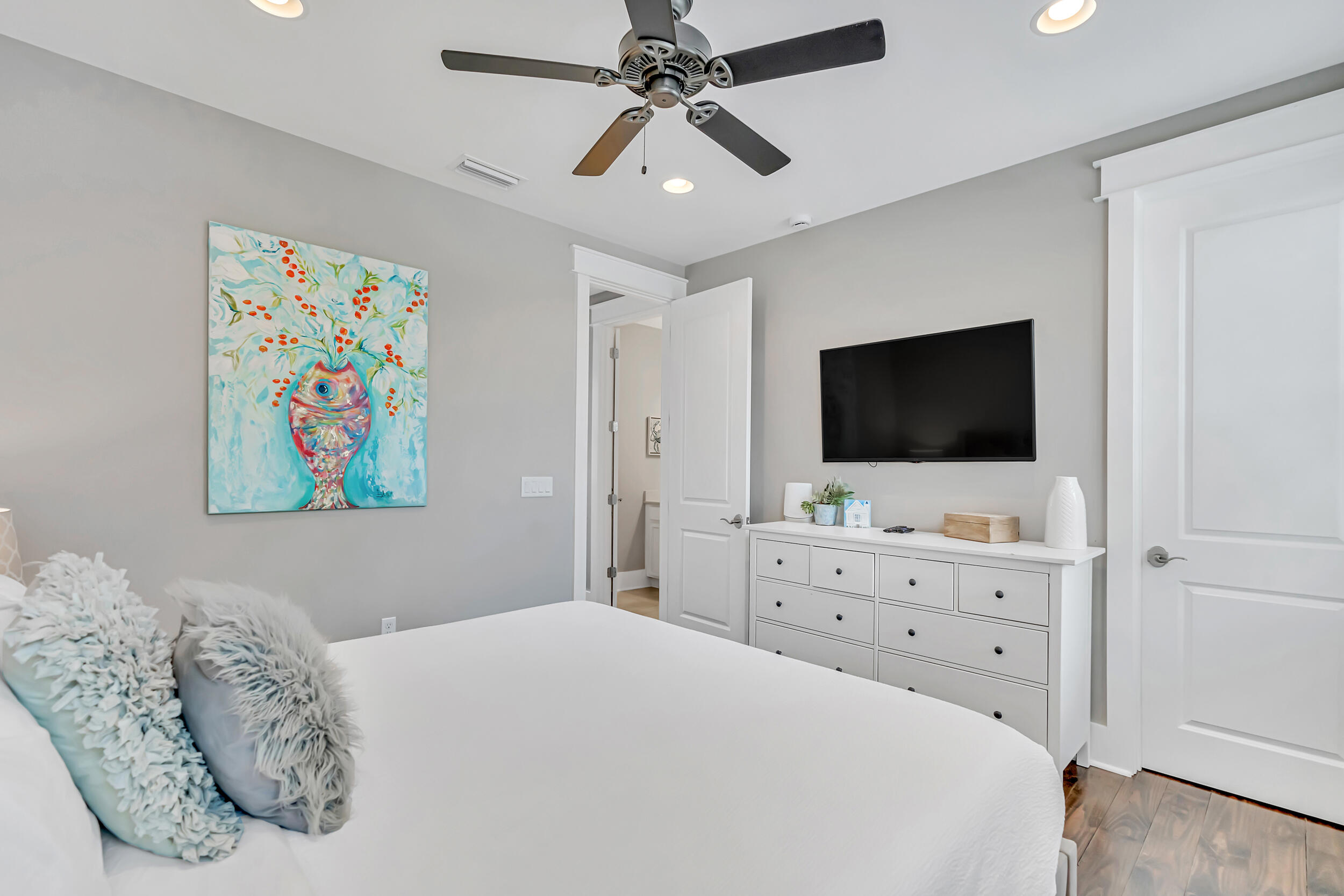 NATUREWALK AT SEAGROVE - Residential