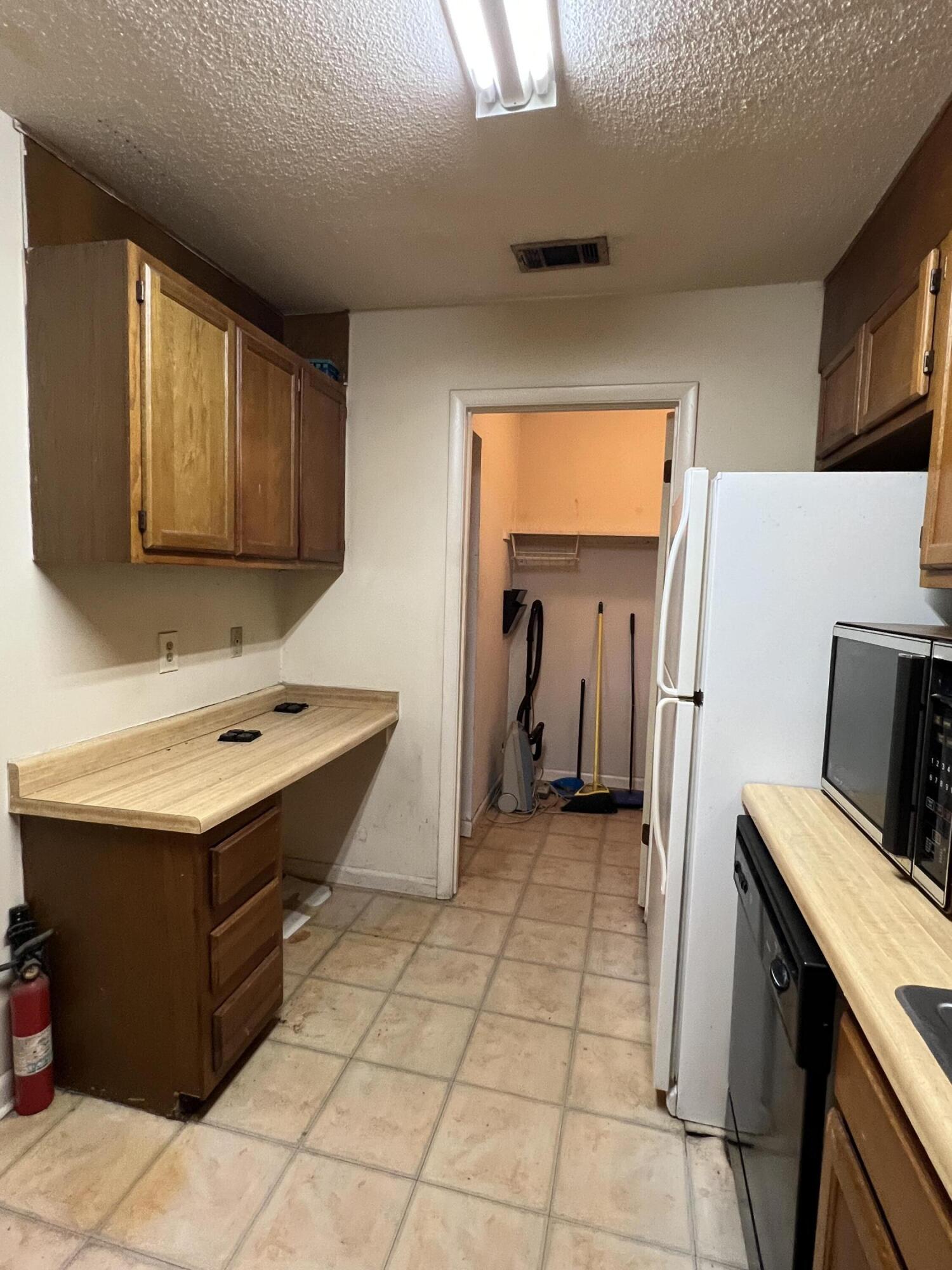 SCOTTWOOD - Residential