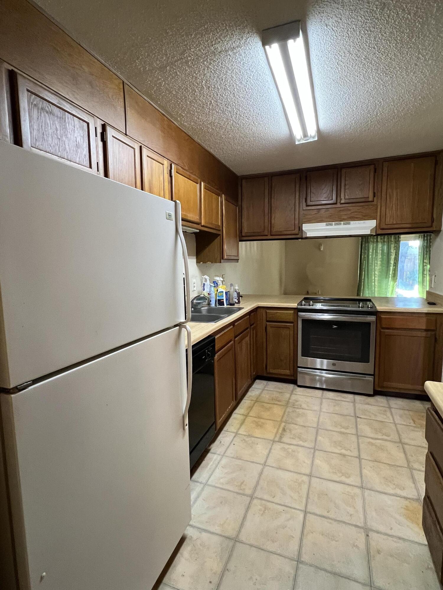 SCOTTWOOD - Residential