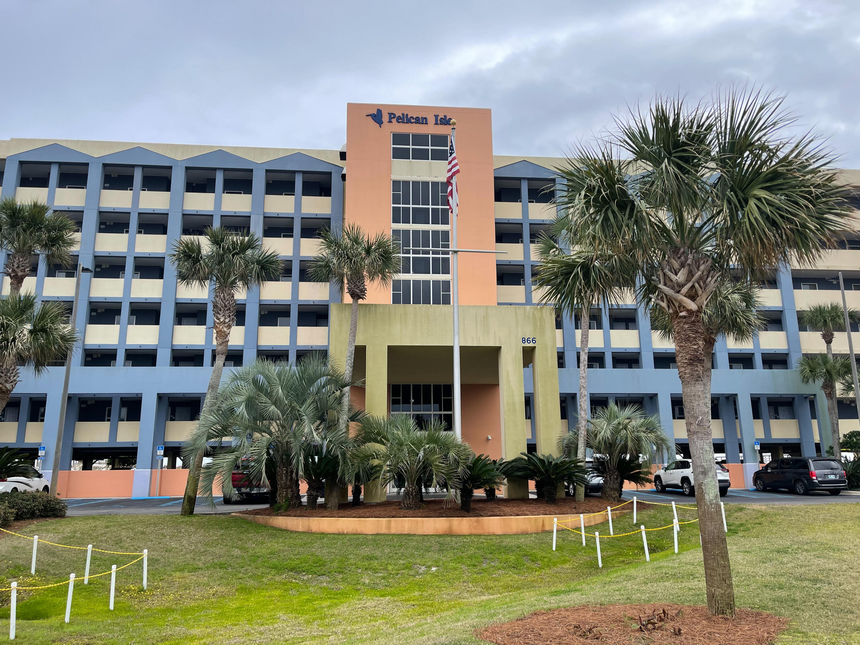 PELICAN ISLE - Residential