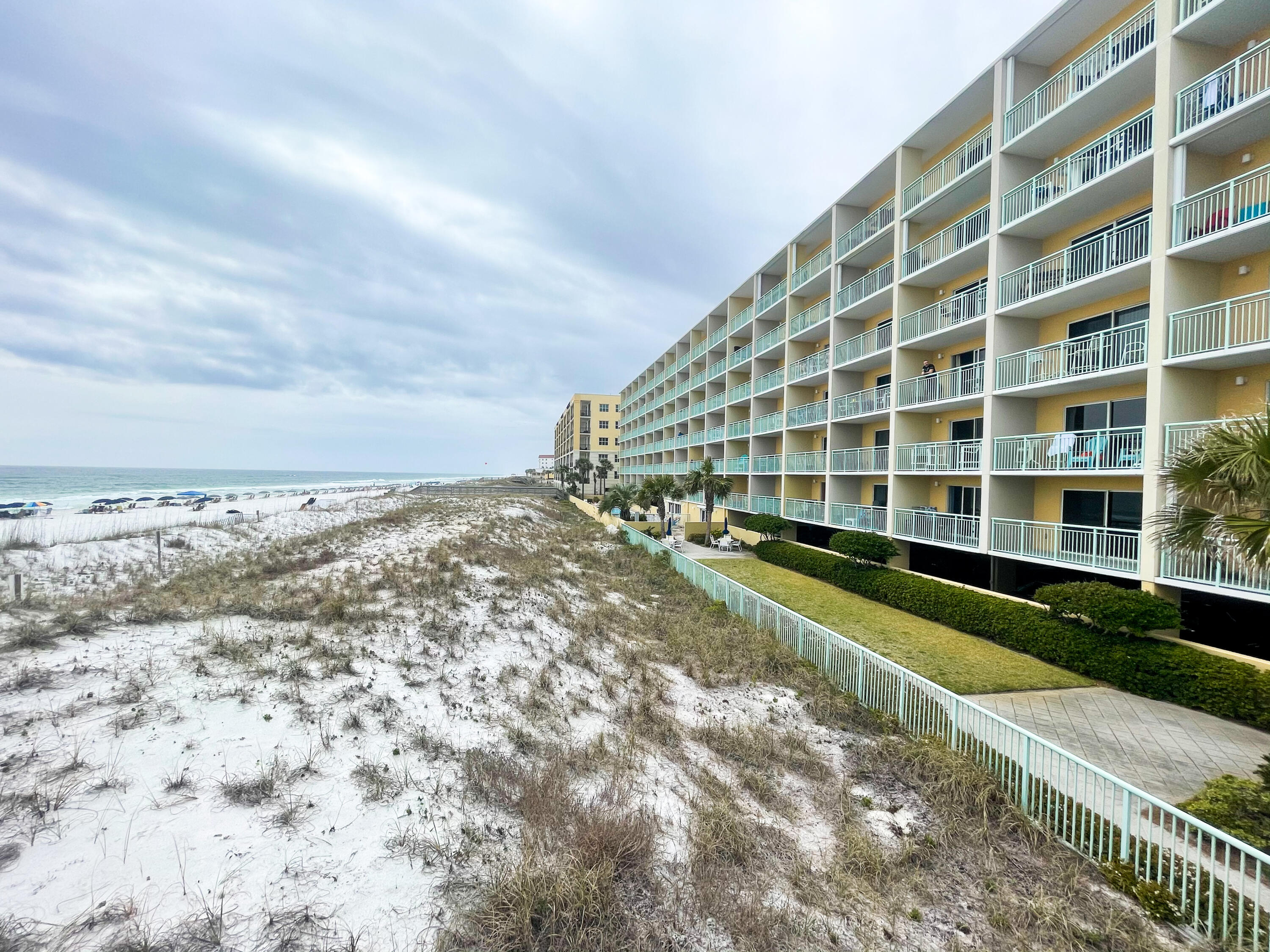 PELICAN ISLE - Residential