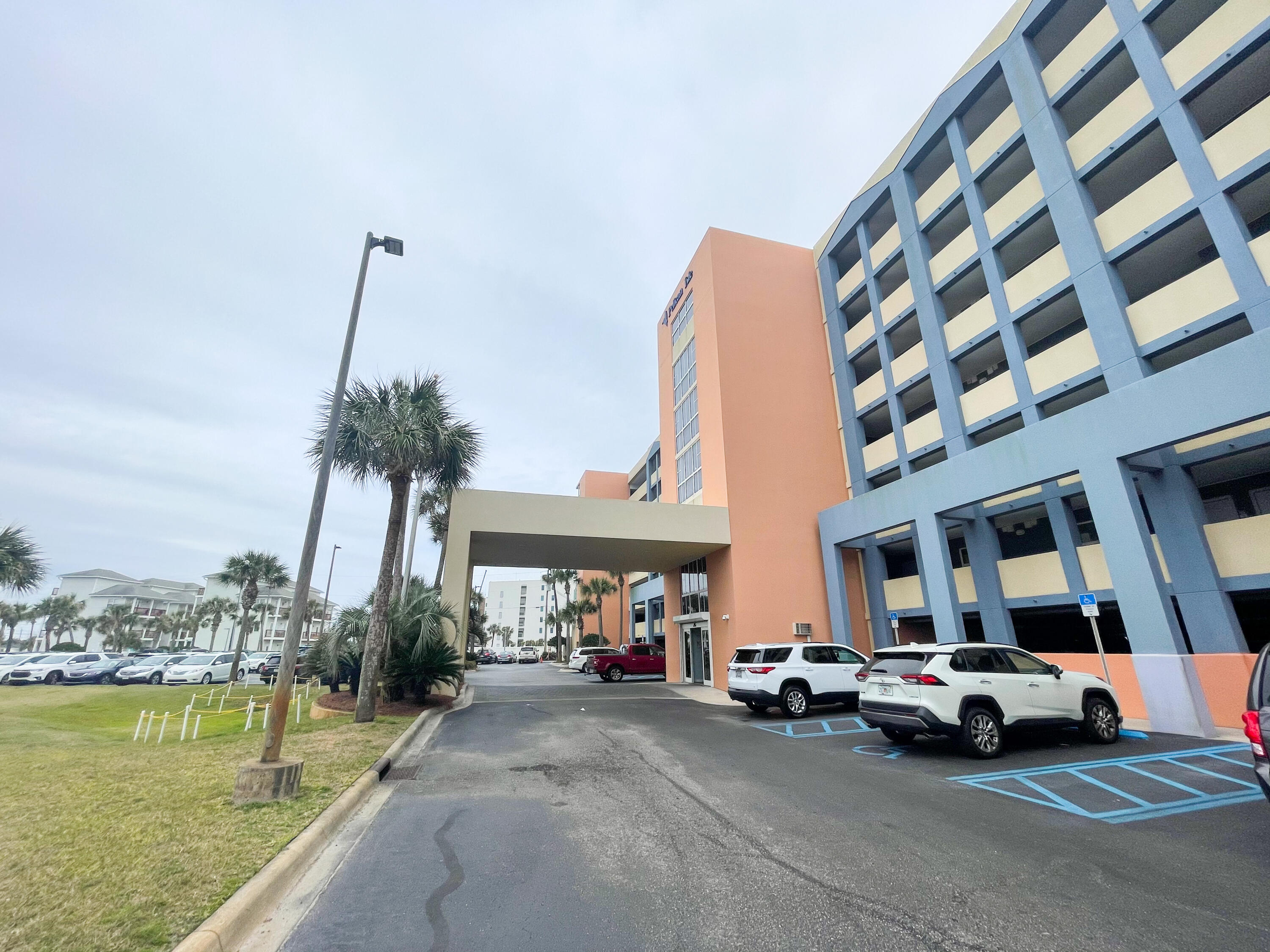 PELICAN ISLE - Residential