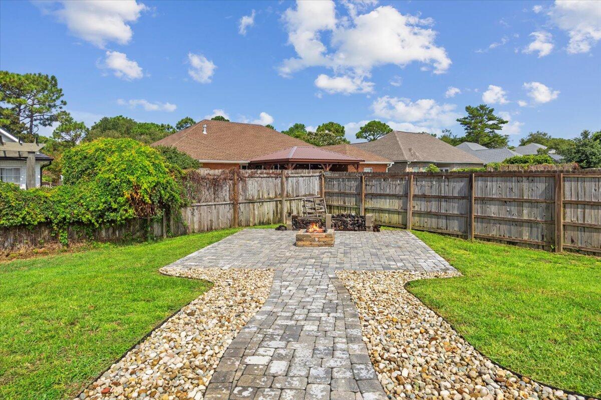 SANTA ROSA SHORES EAST - Residential