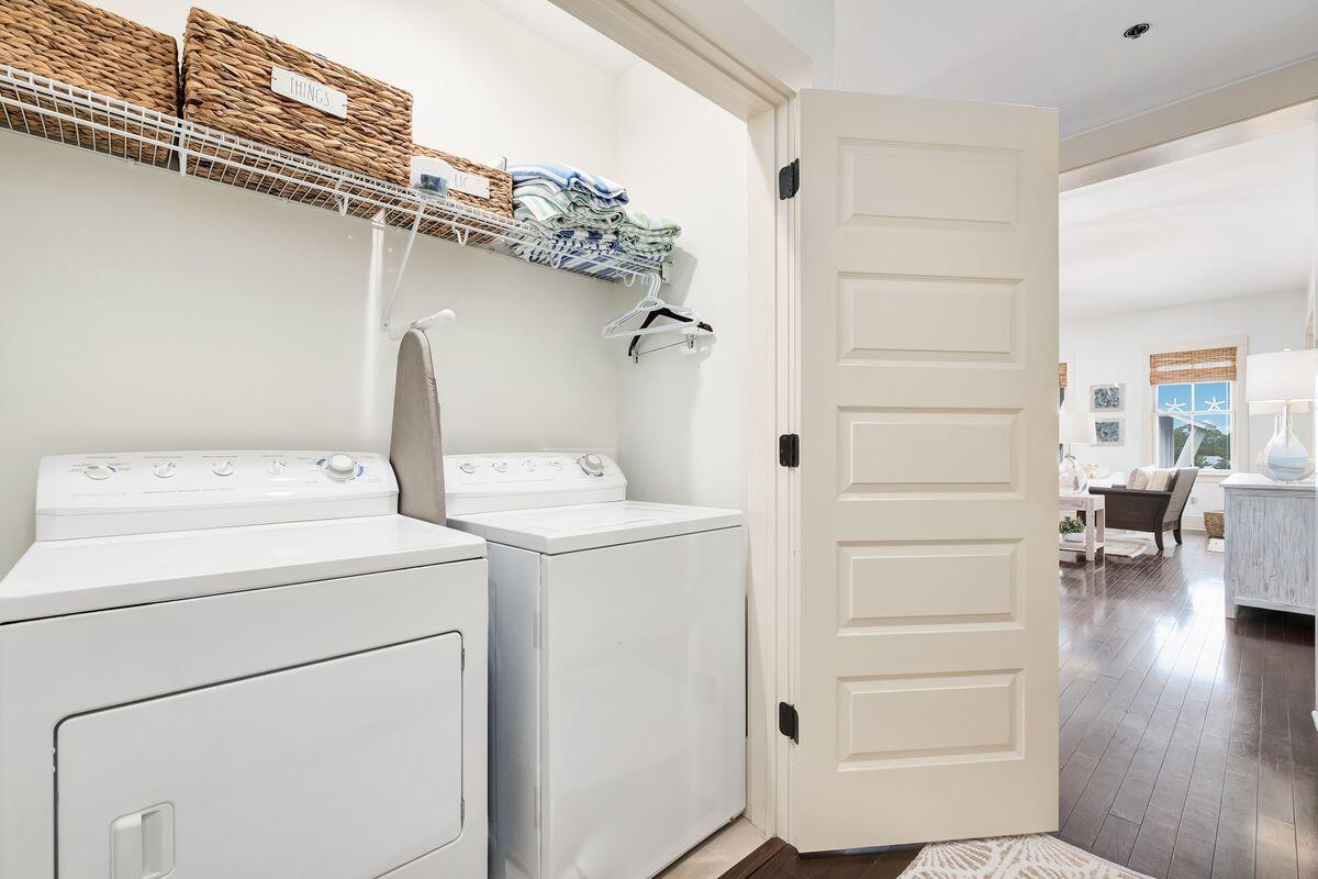 REDFISH VILLAGE - Residential