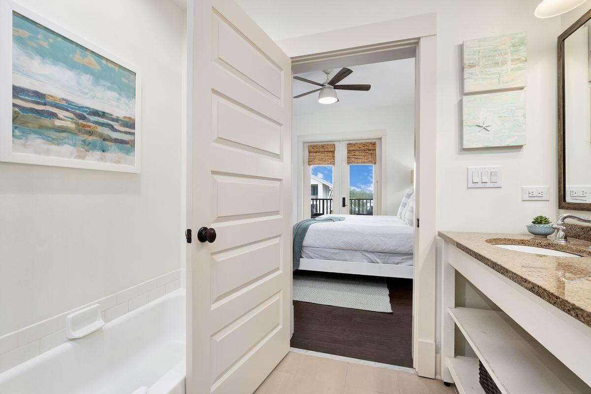 REDFISH VILLAGE - Residential