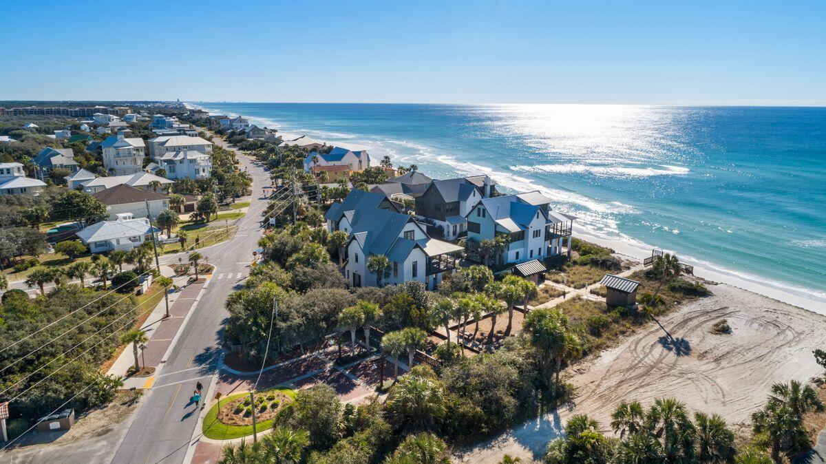 REDFISH VILLAGE - Residential