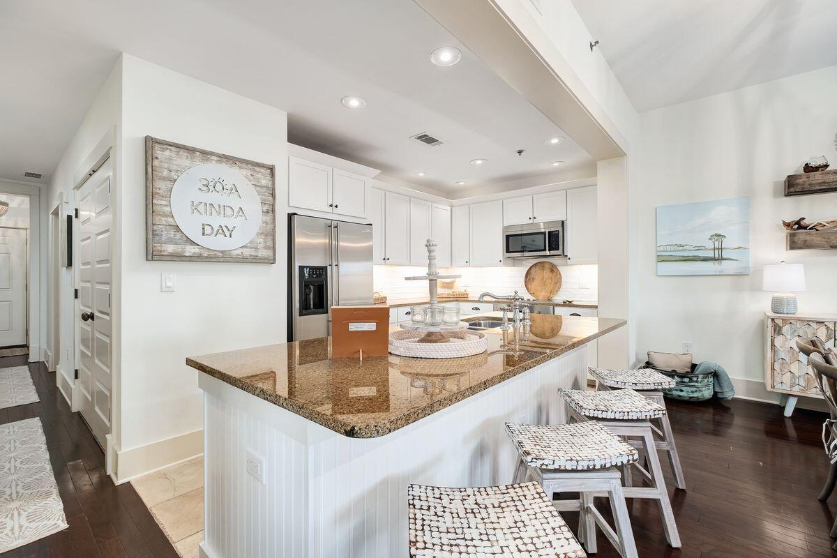 REDFISH VILLAGE - Residential