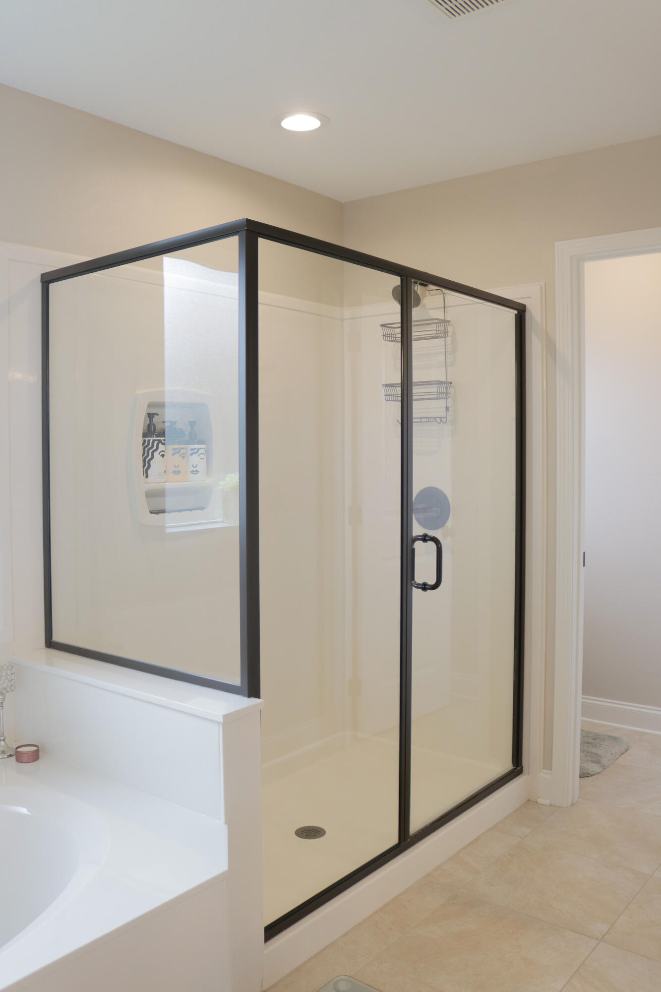 WINTHROP PLACE 1ST ADD LOT 10 BLK C - Residential