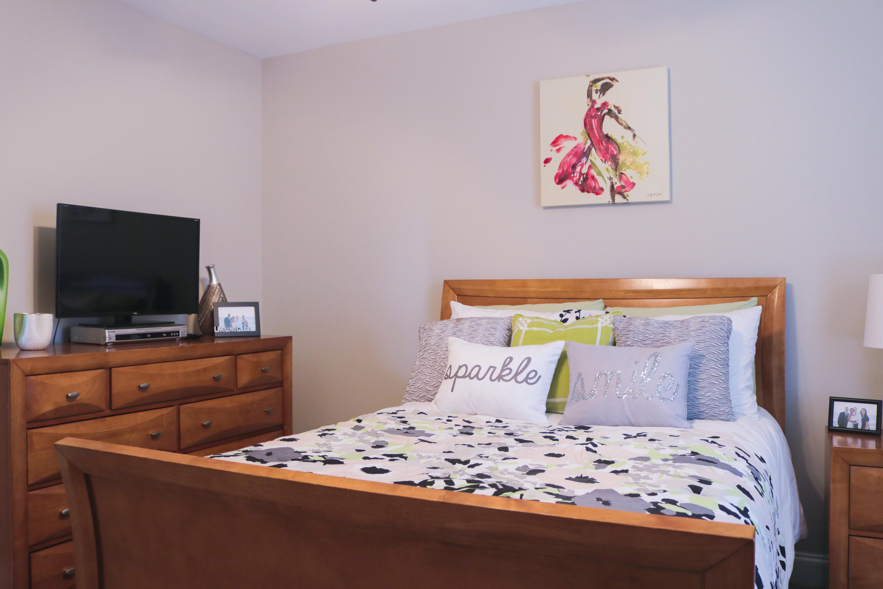 WINTHROP PLACE 1ST ADD LOT 10 BLK C - Residential