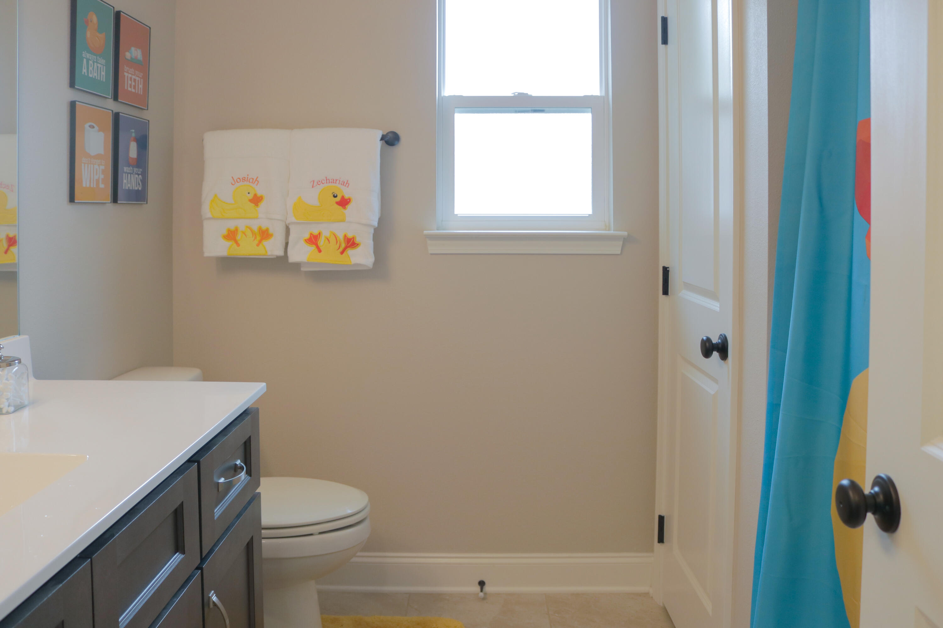 WINTHROP PLACE 1ST ADD LOT 10 BLK C - Residential