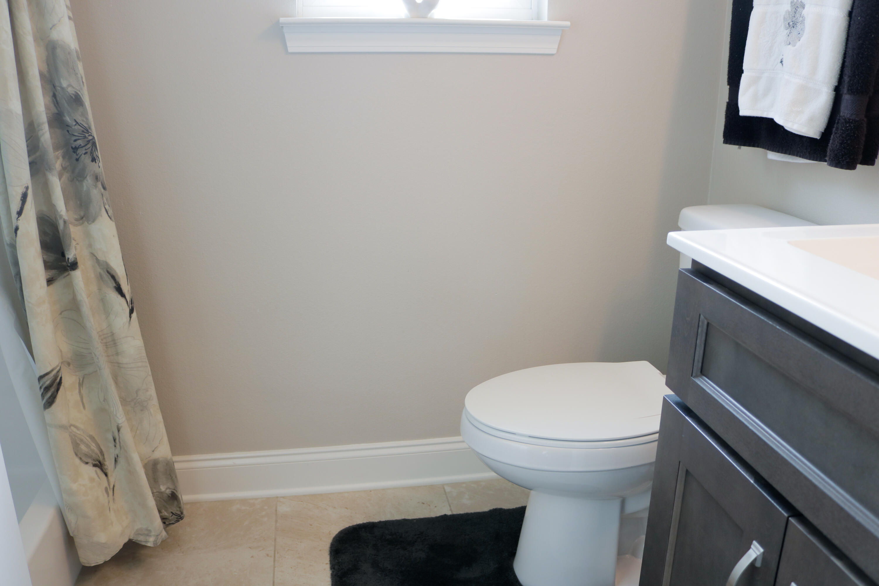 WINTHROP PLACE 1ST ADD LOT 10 BLK C - Residential