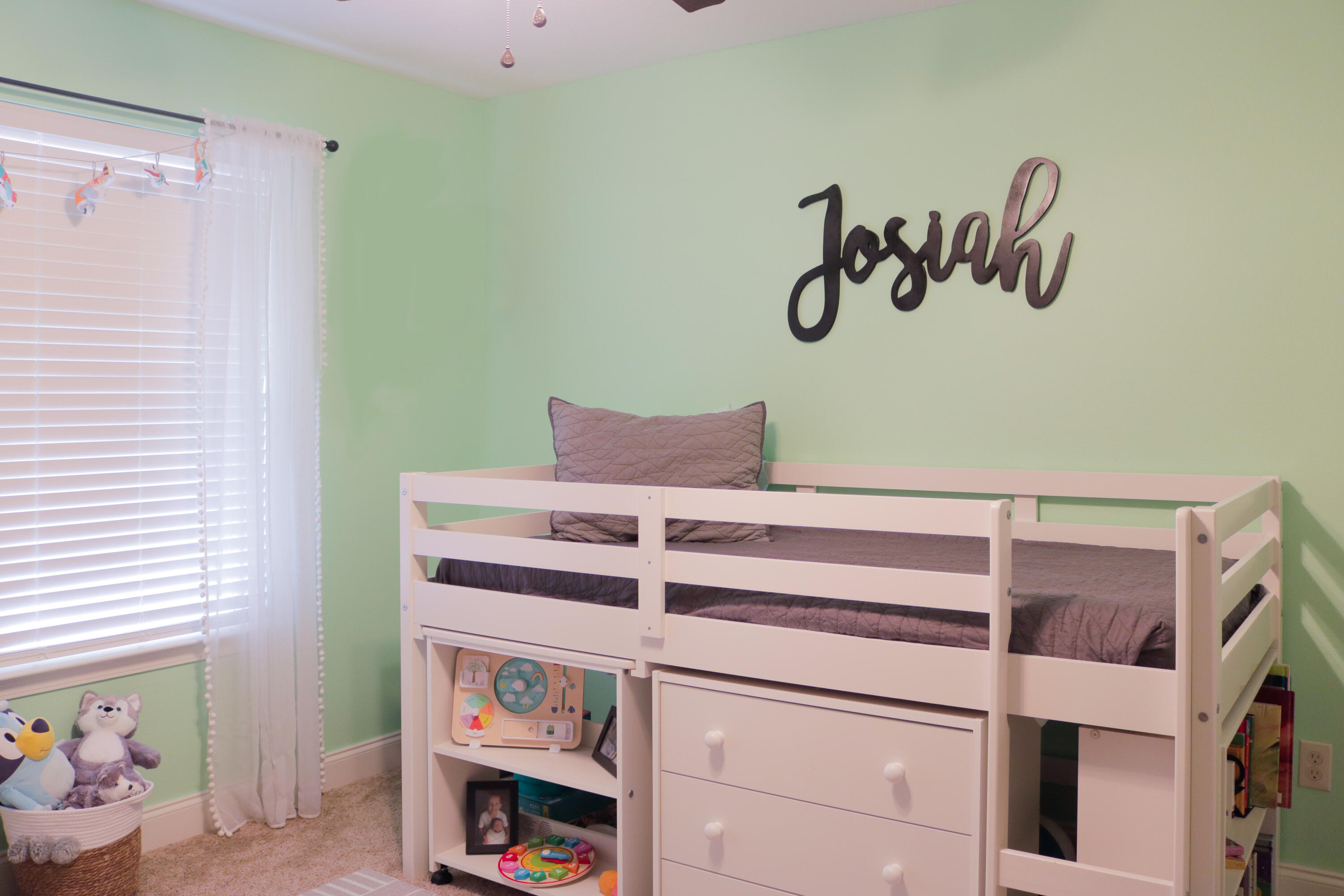 WINTHROP PLACE 1ST ADD LOT 10 BLK C - Residential