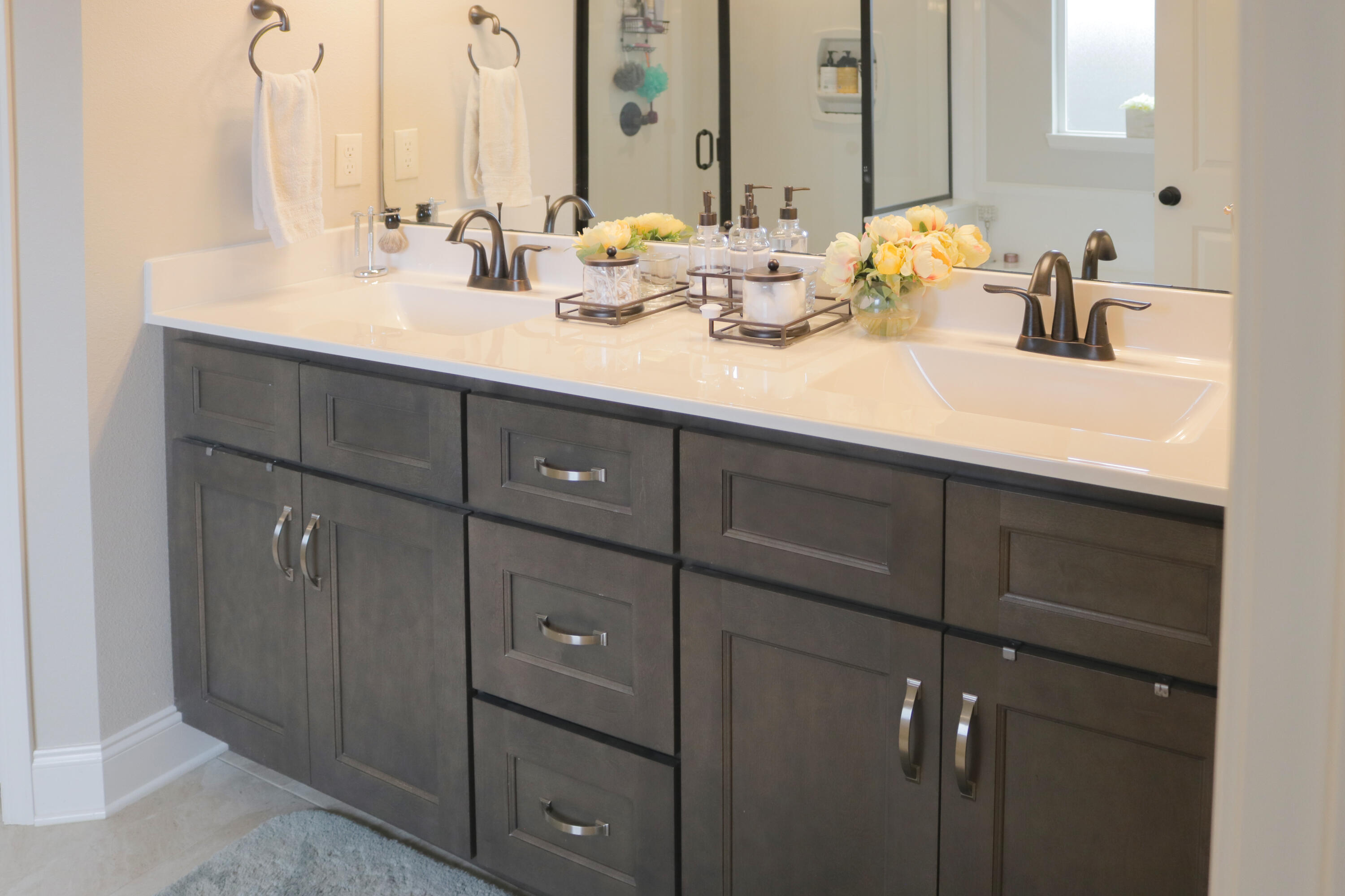 WINTHROP PLACE 1ST ADD LOT 10 BLK C - Residential