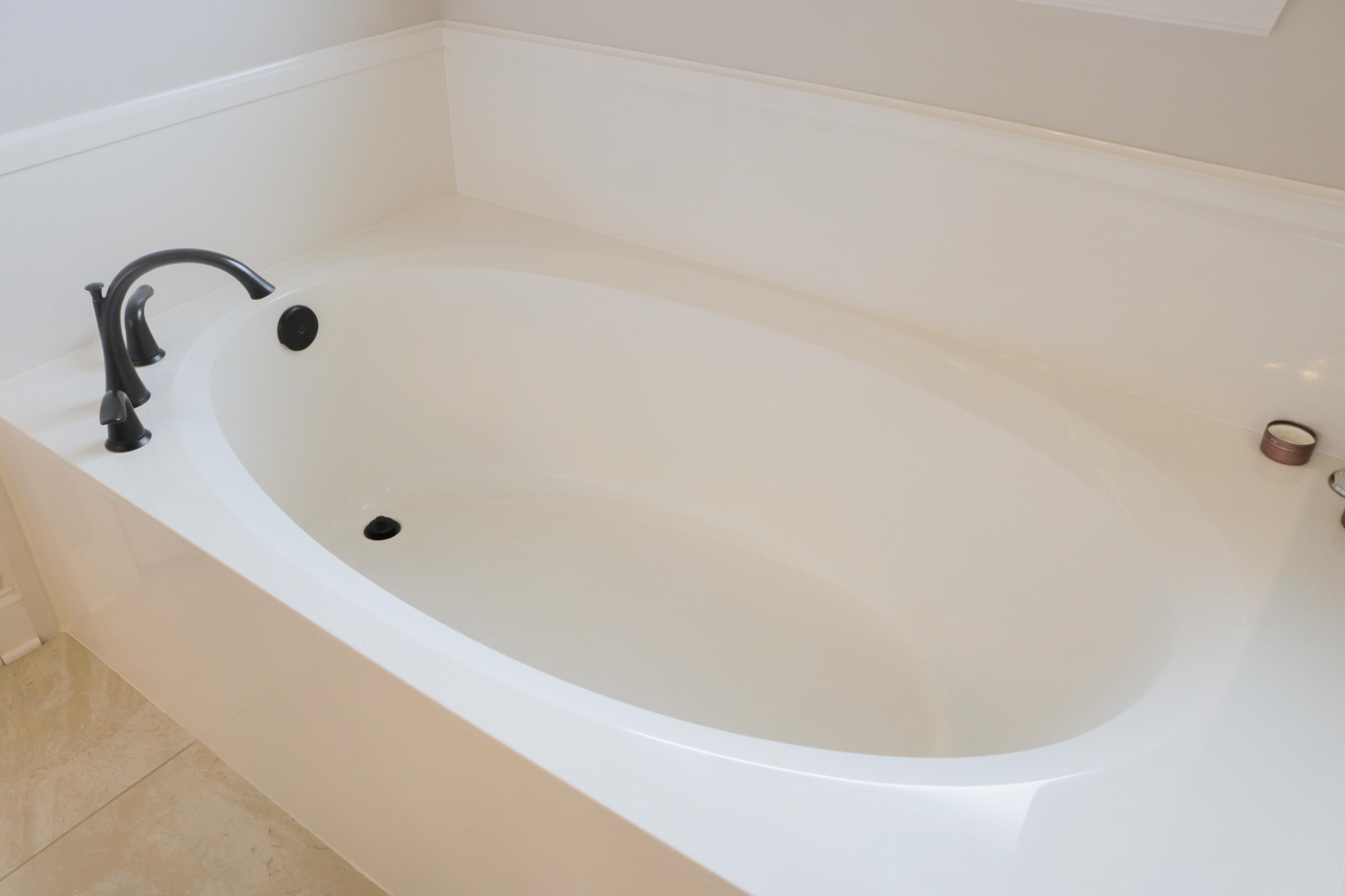 WINTHROP PLACE 1ST ADD LOT 10 BLK C - Residential